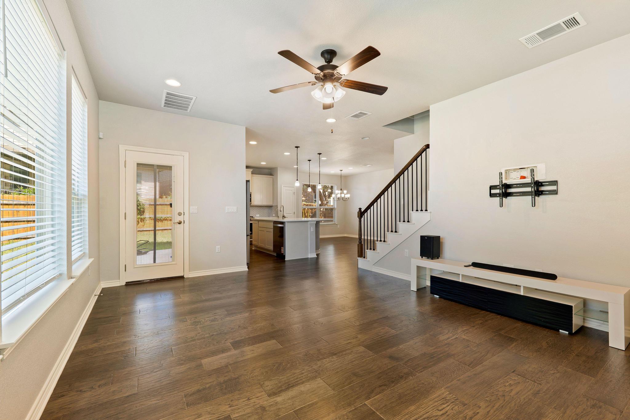 9010 Gage DR