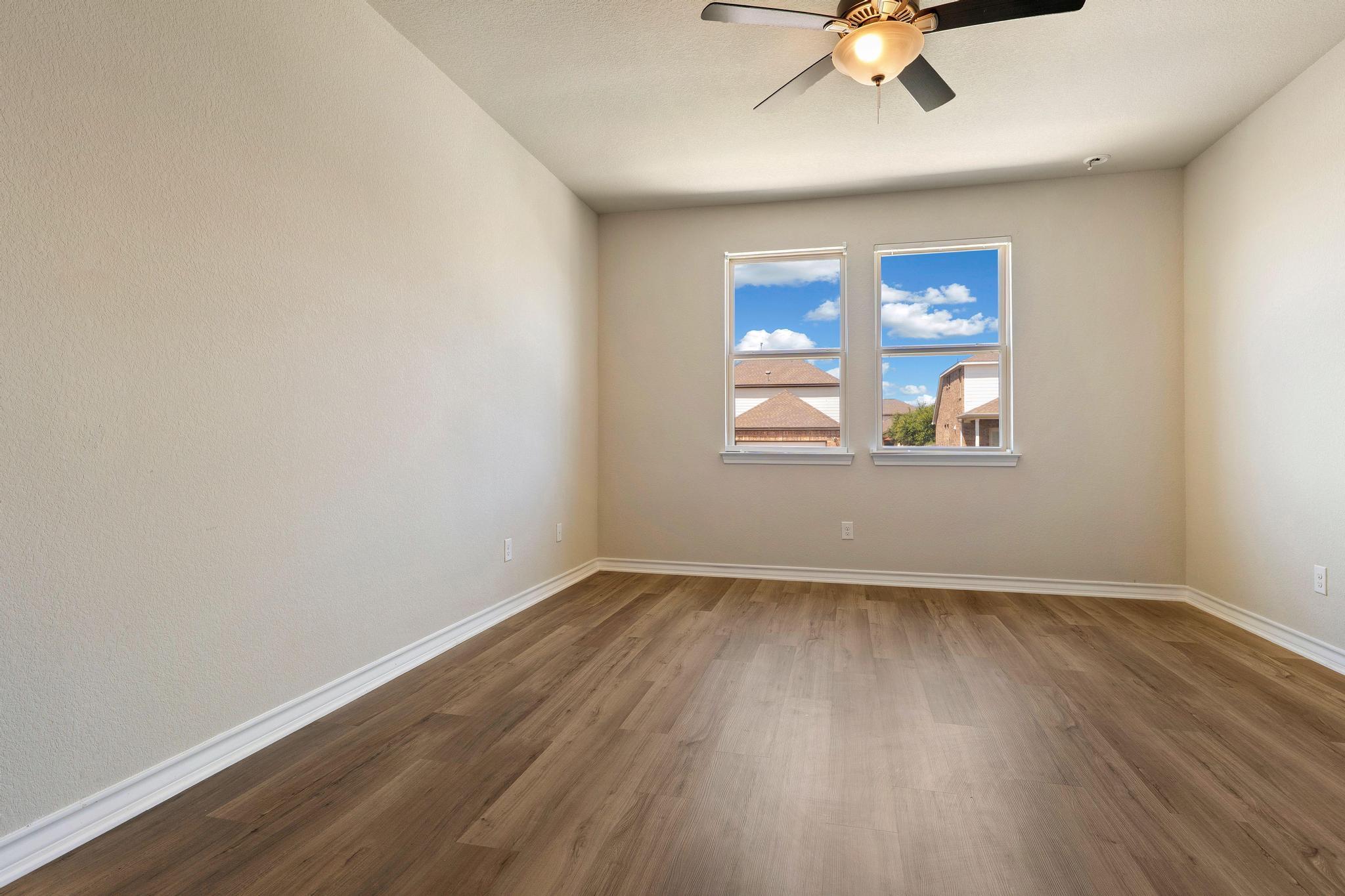 1341 Eagle Ray ST