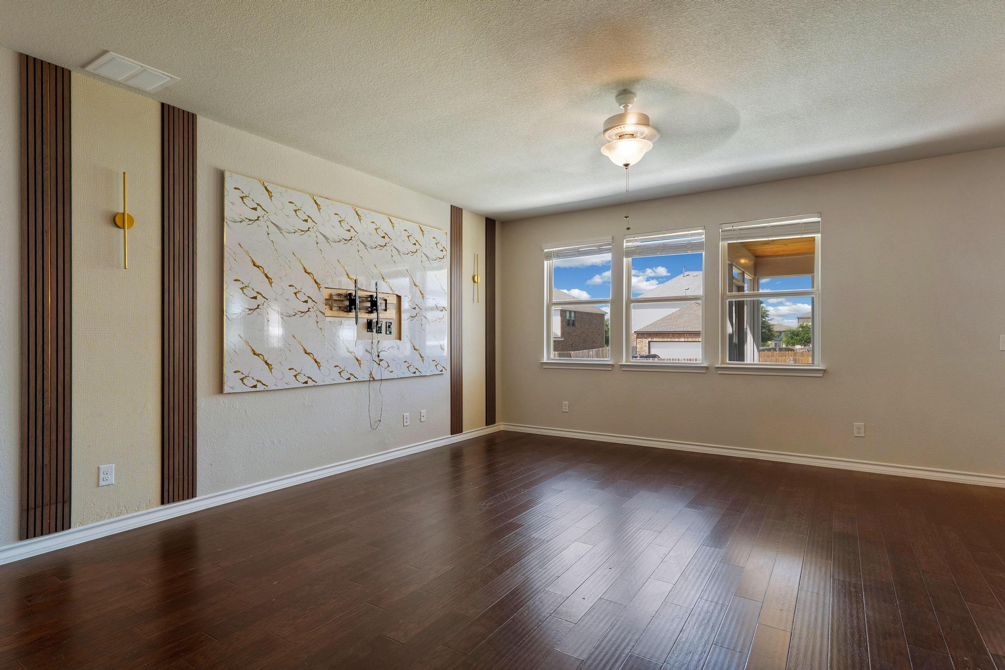 1341 Eagle Ray ST