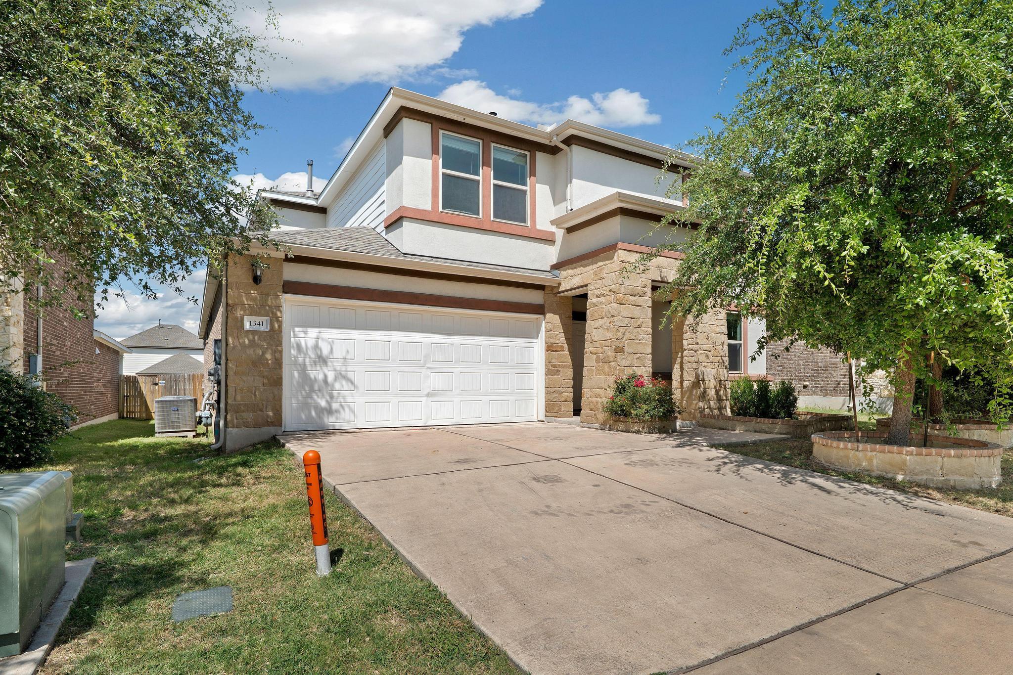 1341 Eagle Ray ST