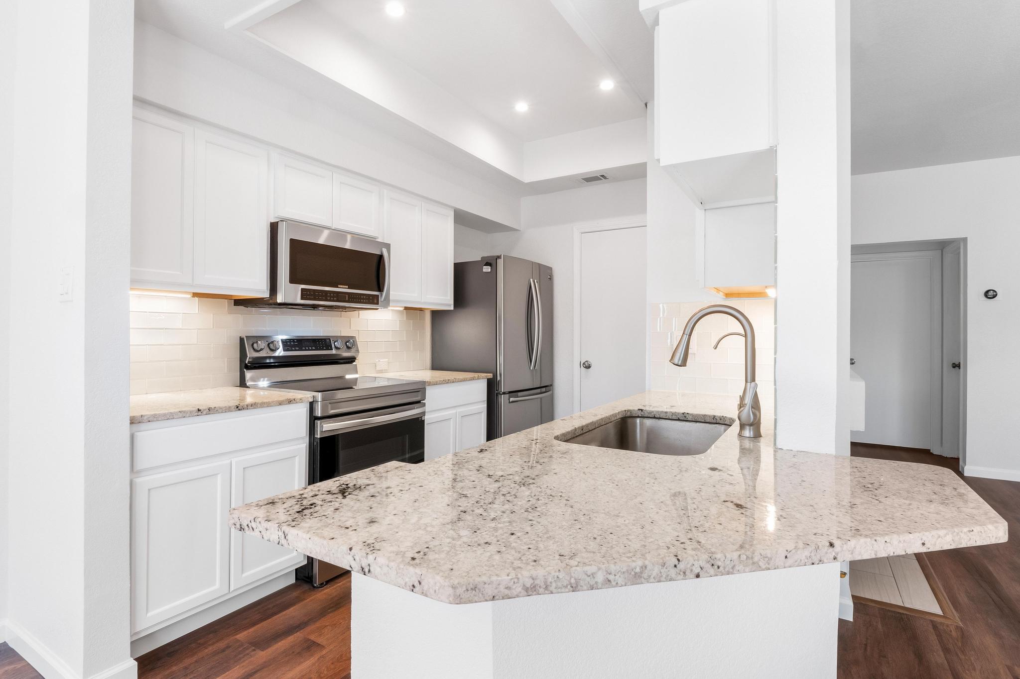 4711 Spicewood Springs RD # 166