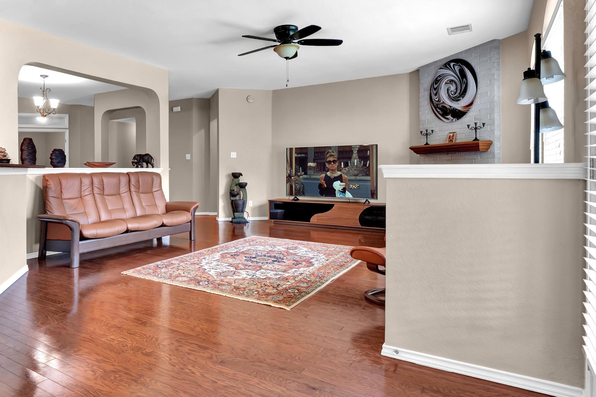 3339 Rod Carew DR