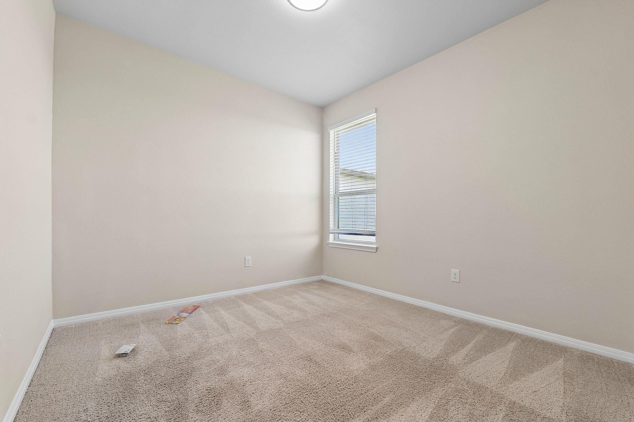 3240 E Whitestone BLVD # 4