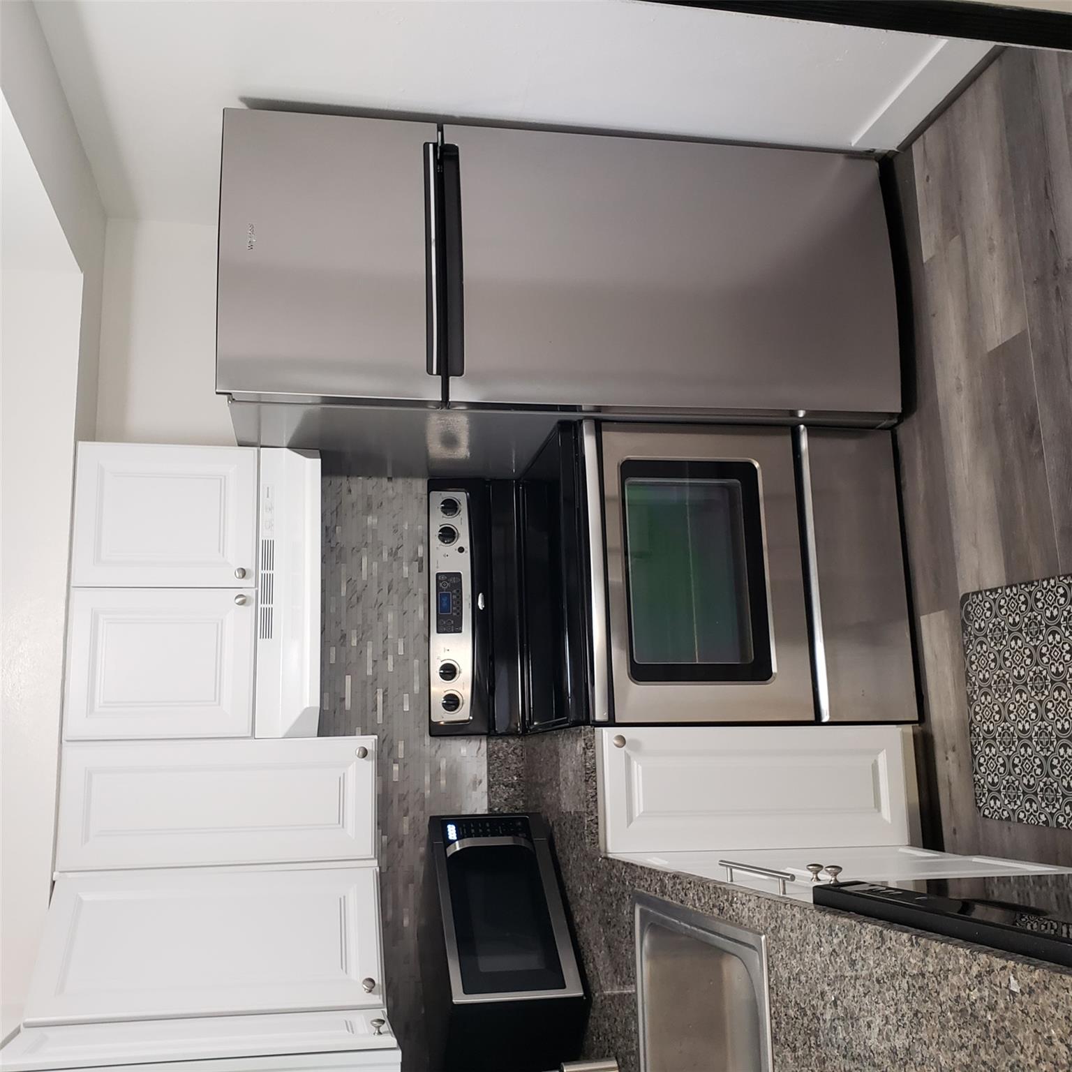 923 Vance Jackson RD # 504