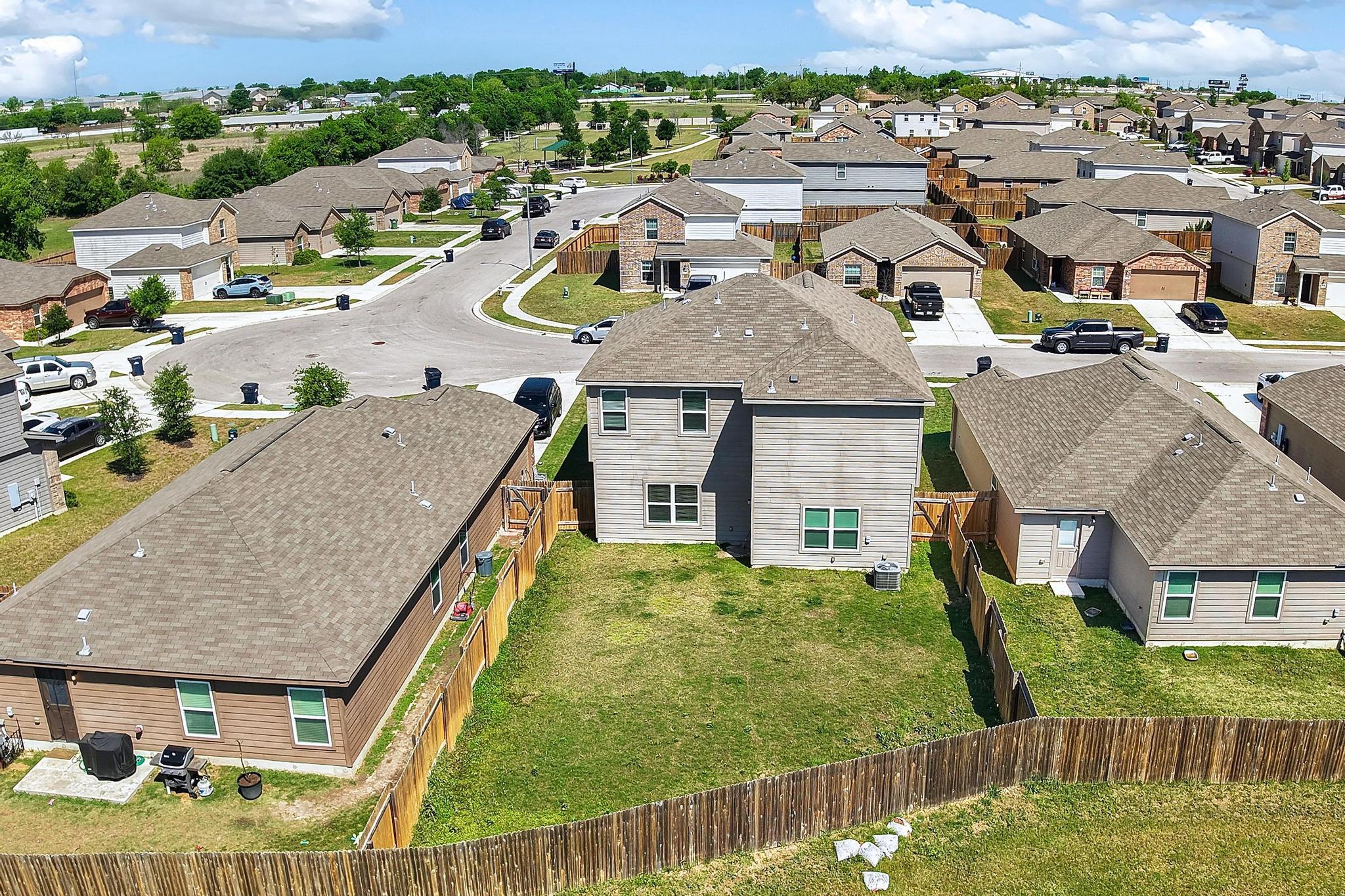 317 Crescent Park DR