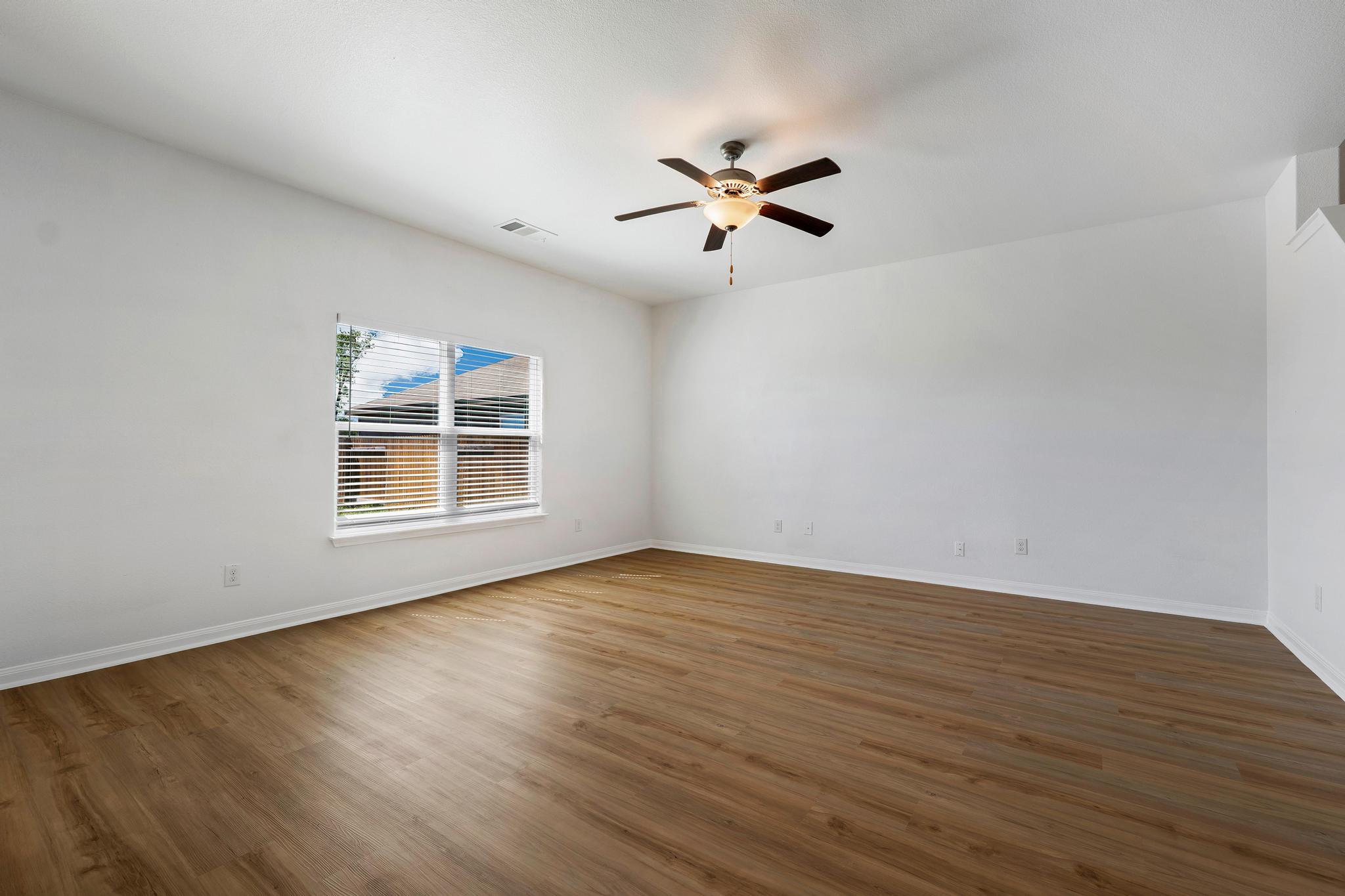 317 Crescent Park DR