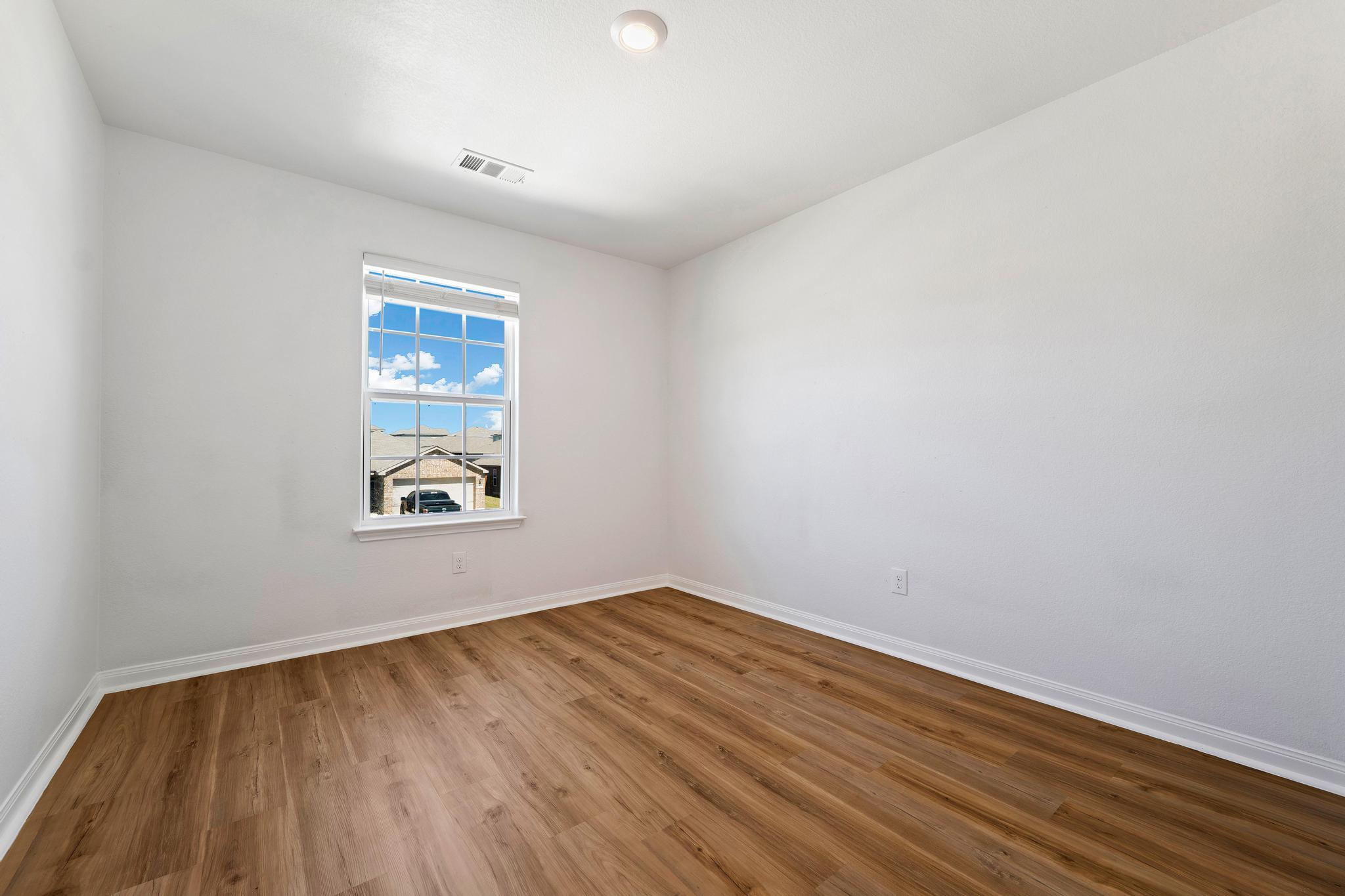 317 Crescent Park DR