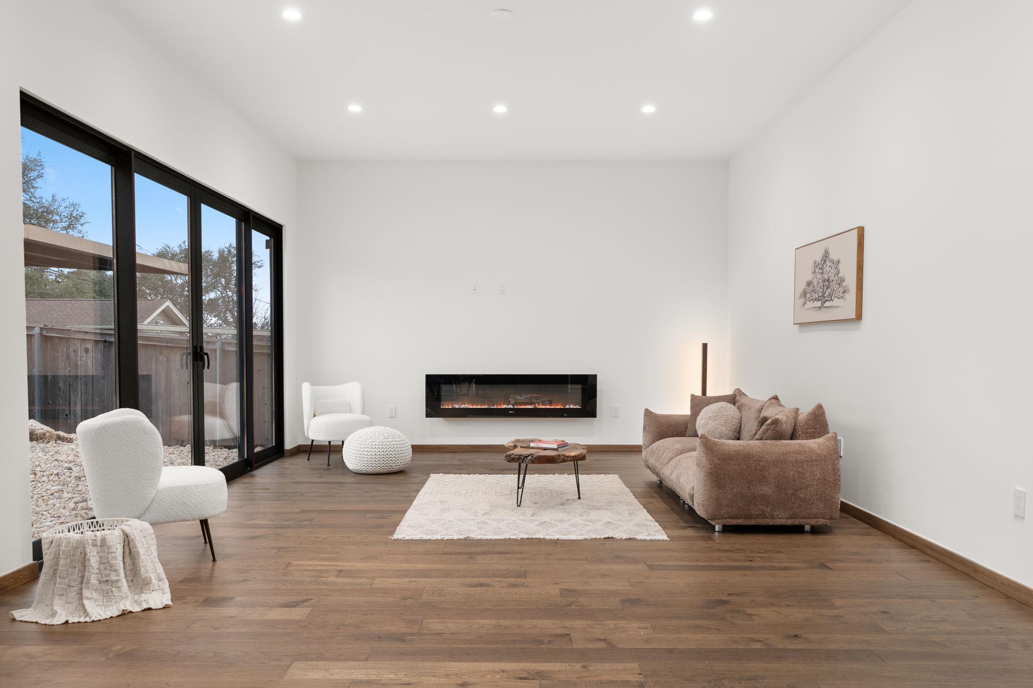 2915 Chisholm TRL