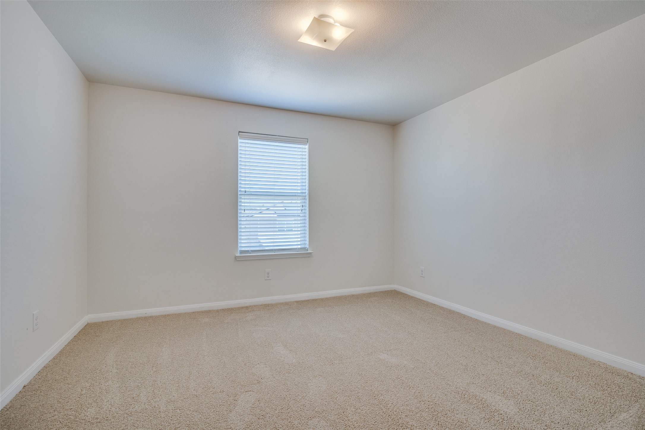 14275 Greenhaw Lane