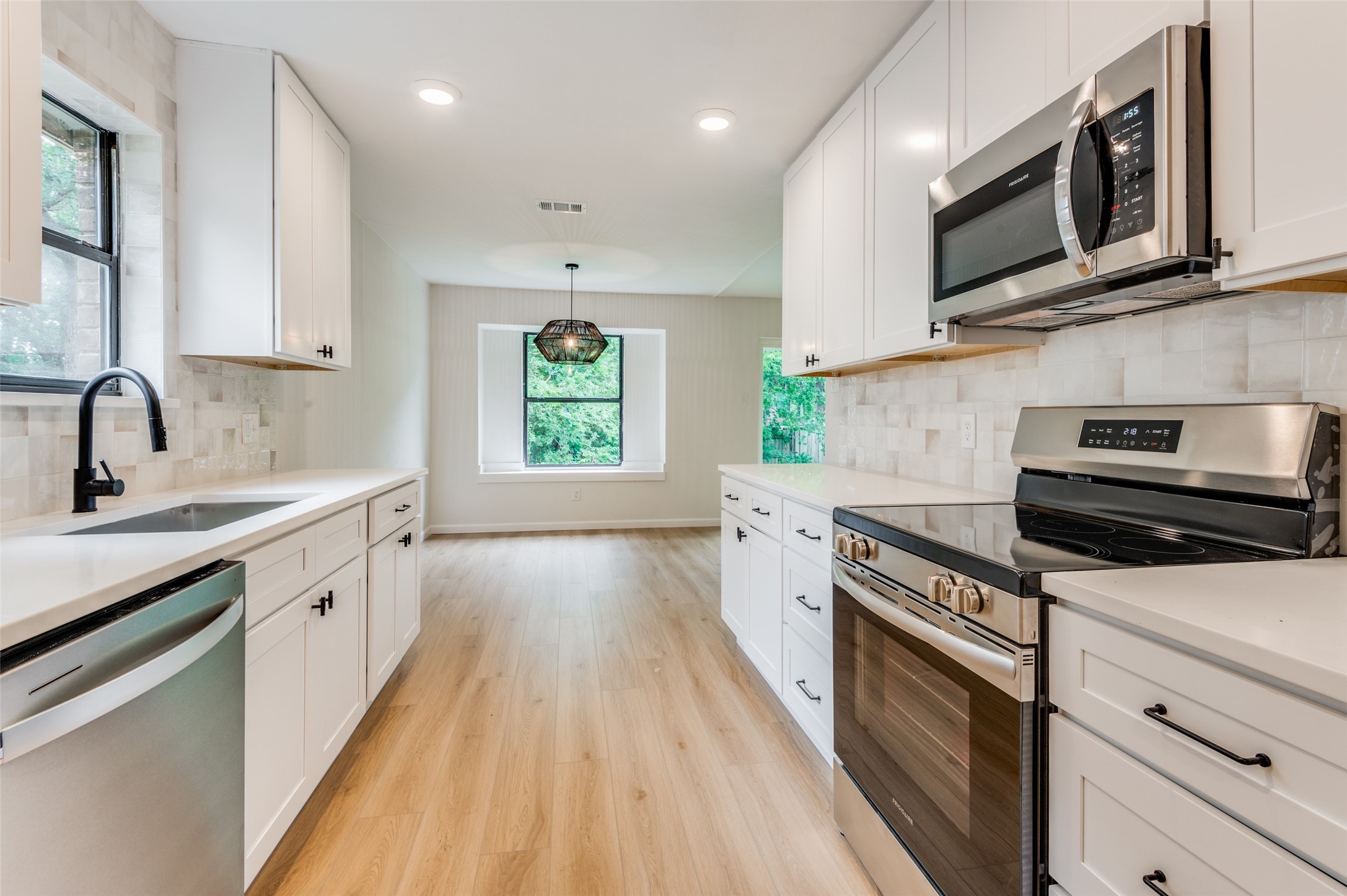 2107 Reverchon Drive