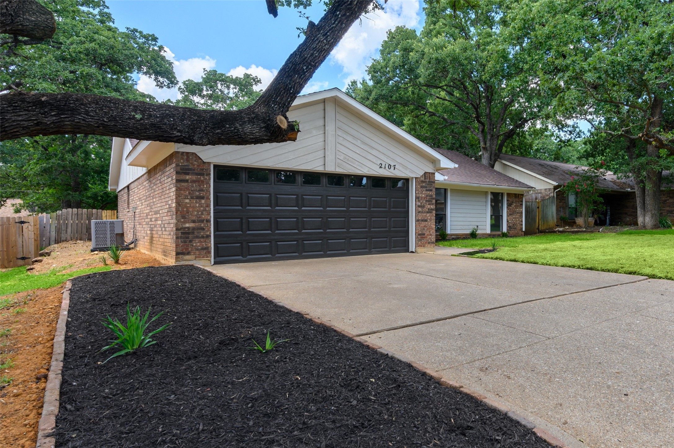 2107 Reverchon Drive