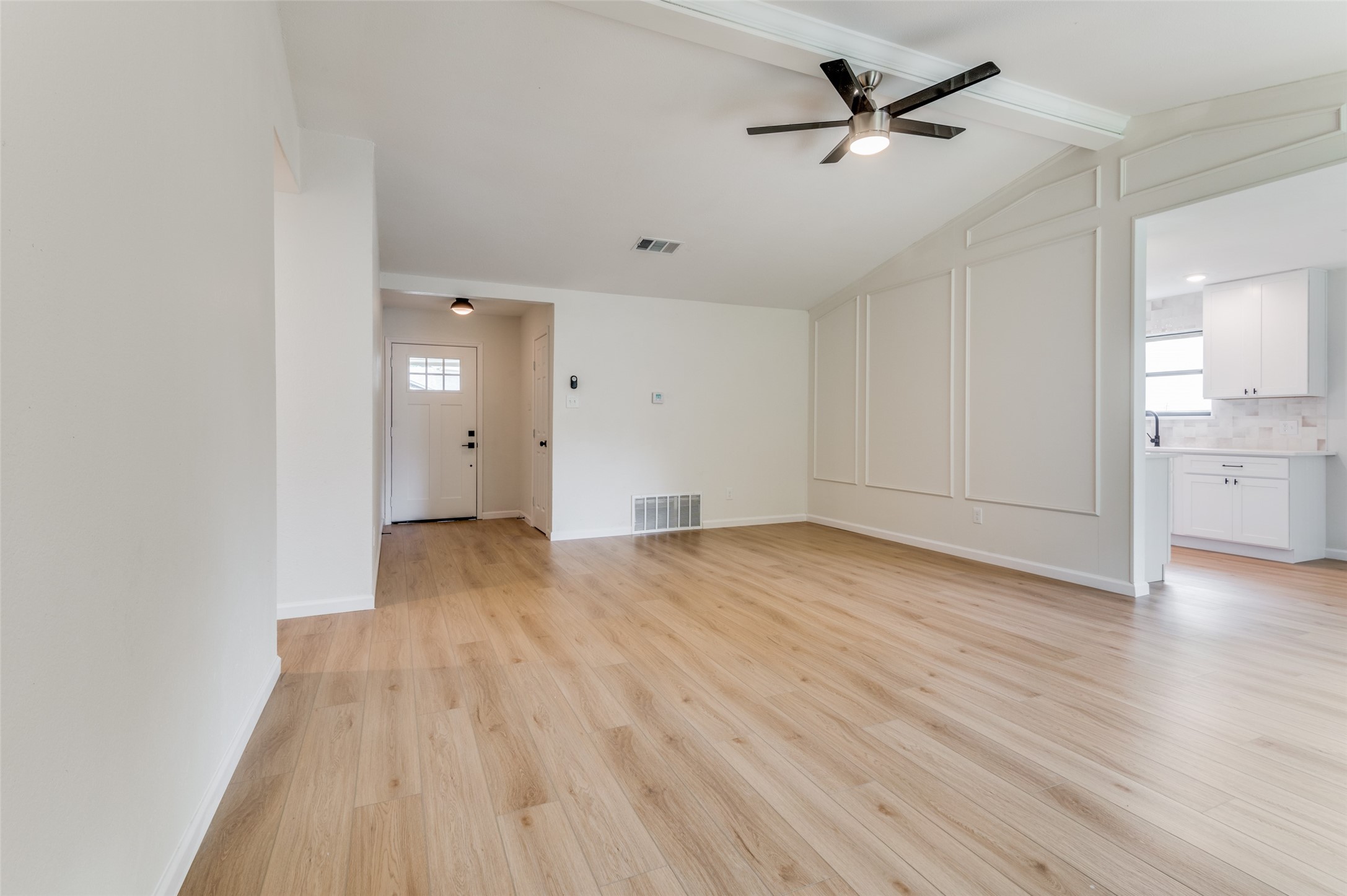 2107 Reverchon Drive