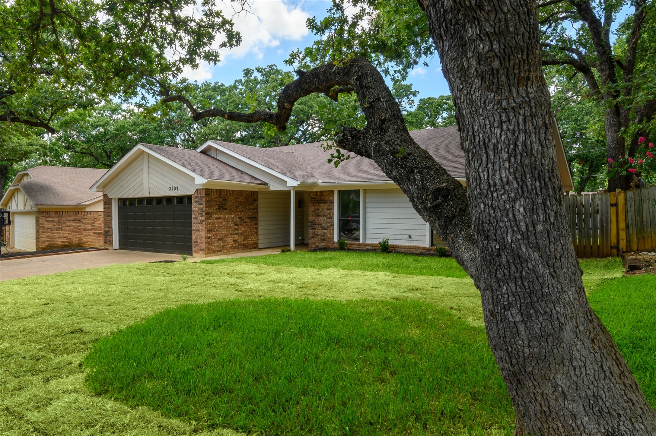 2107 Reverchon Drive