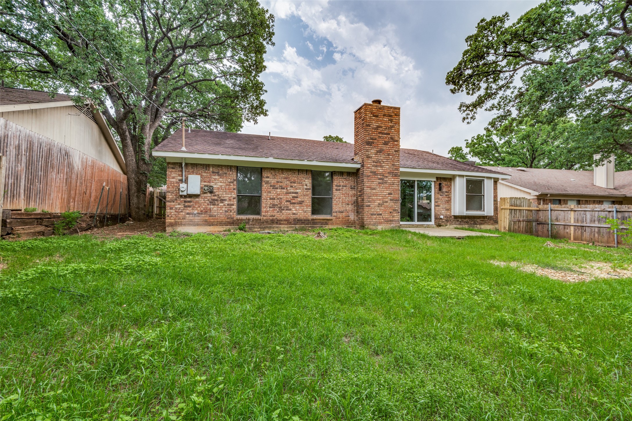 2107 Reverchon Drive