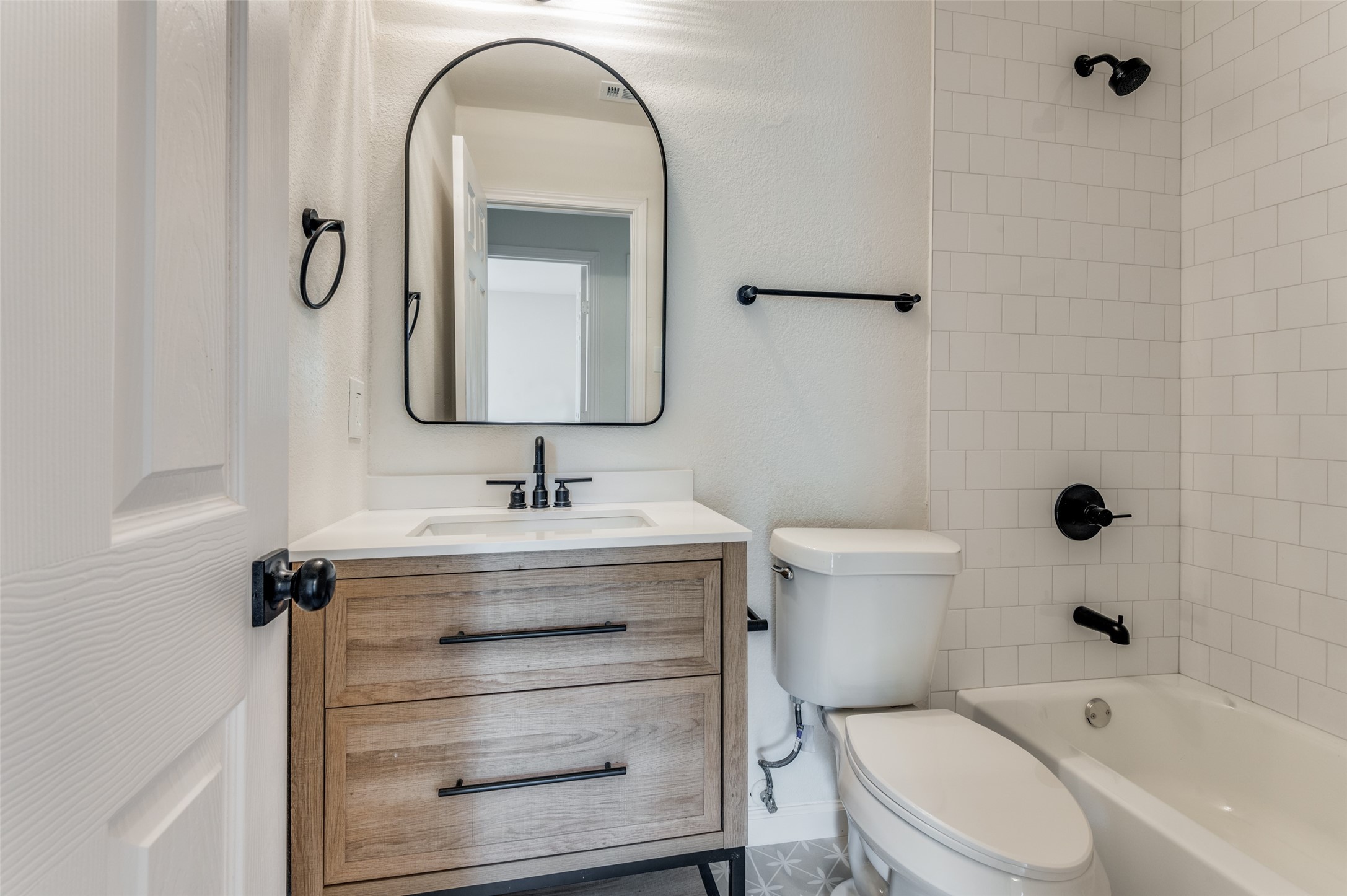 2107 Reverchon Drive