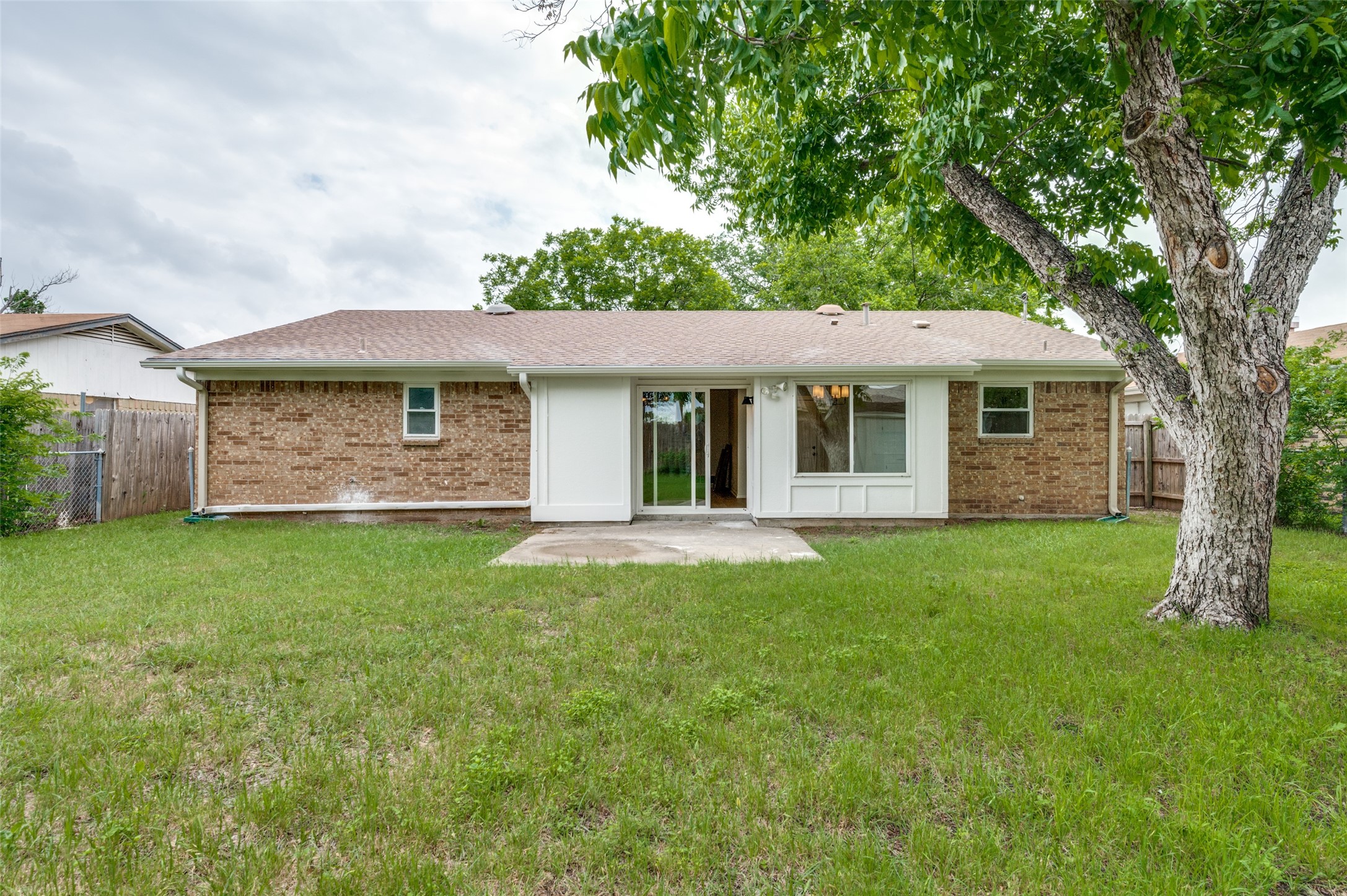 6305 Sunnybrook Drive