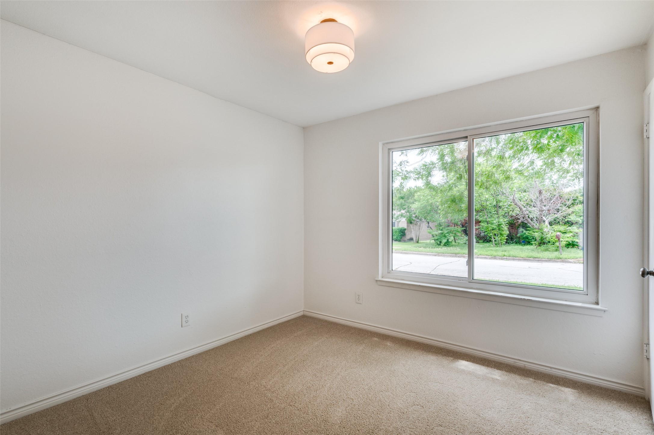 6305 Sunnybrook Drive