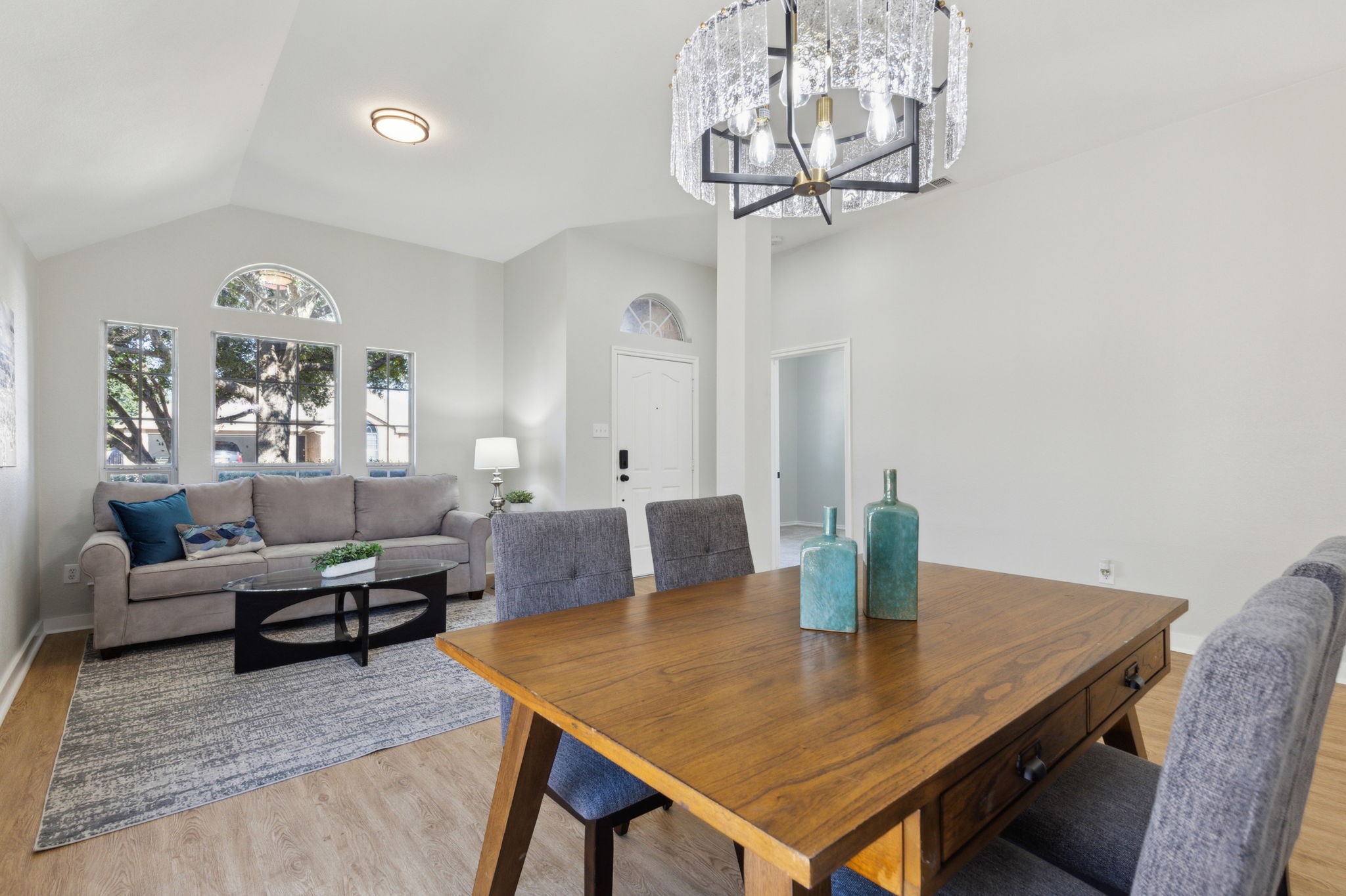 4513 Pine Grove Lane