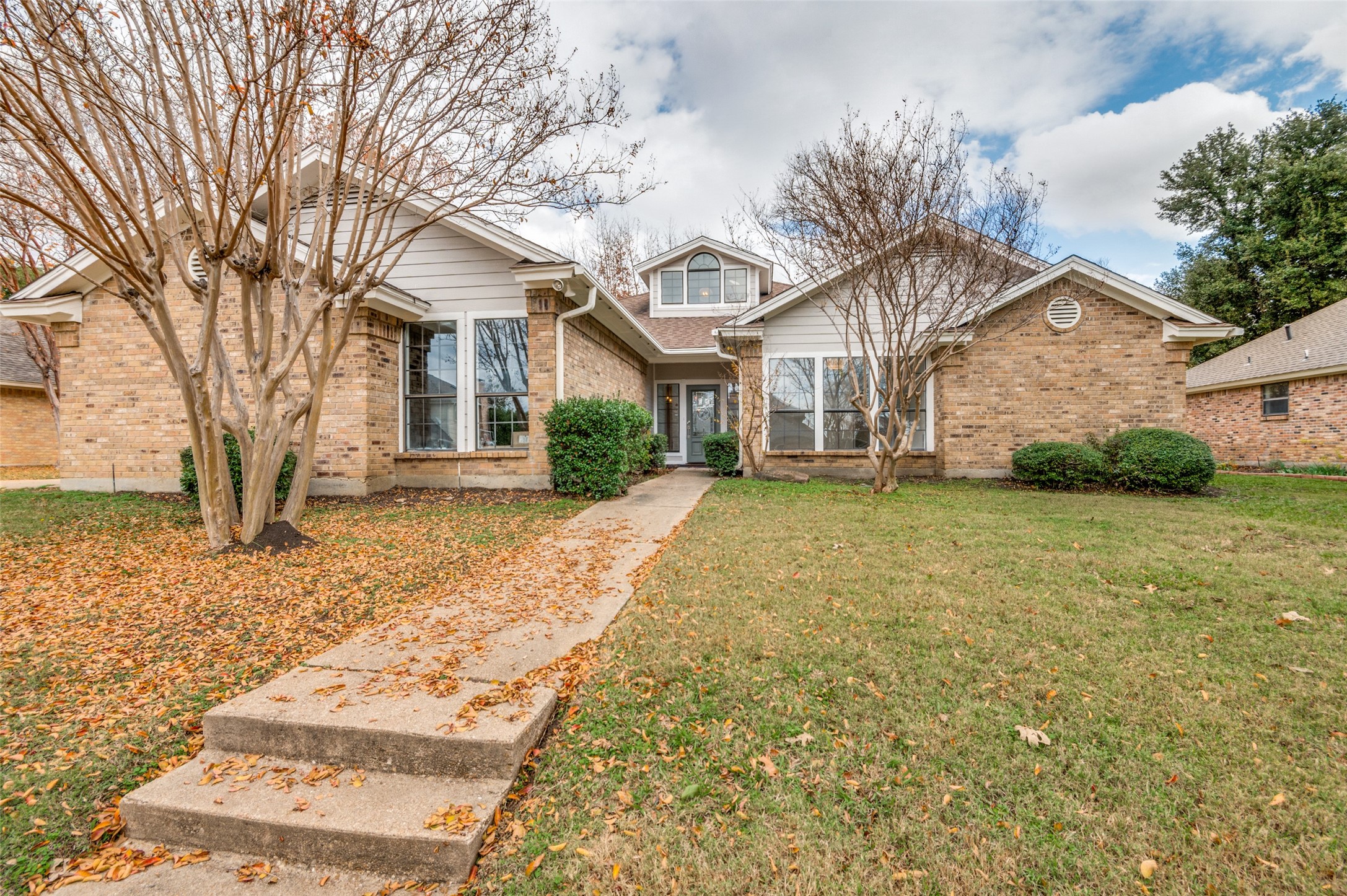 1528 Inverness Road