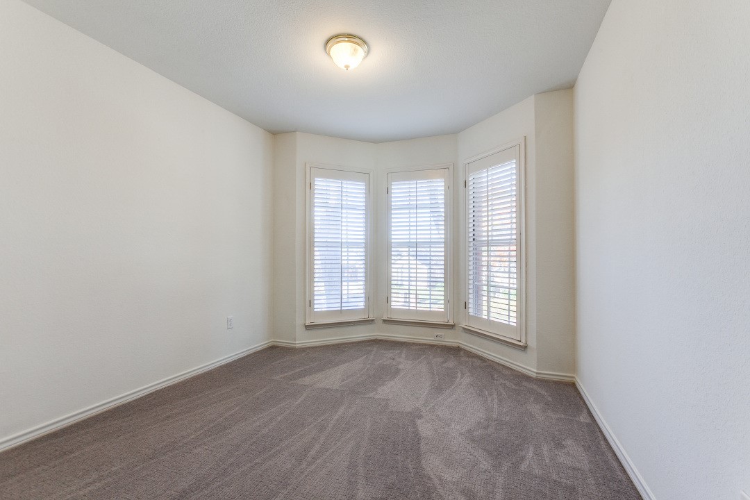 11906 Oak Highlands Drive
