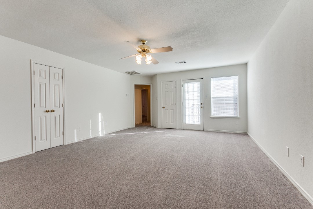 11906 Oak Highlands Drive