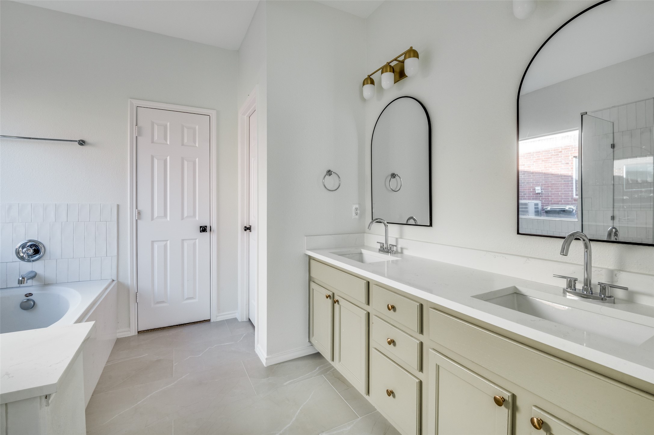 5805 Pearl Oyster Lane