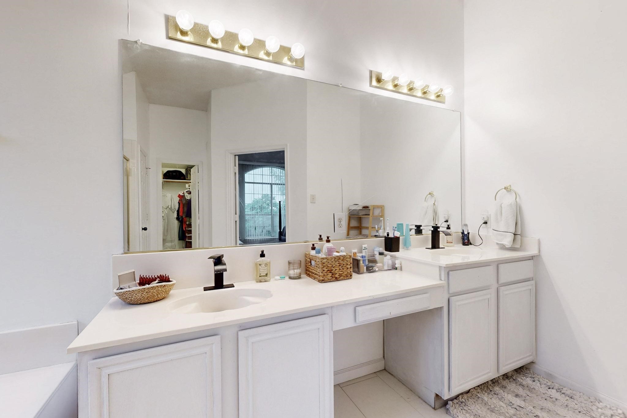 6907 Raven Meadow Drive