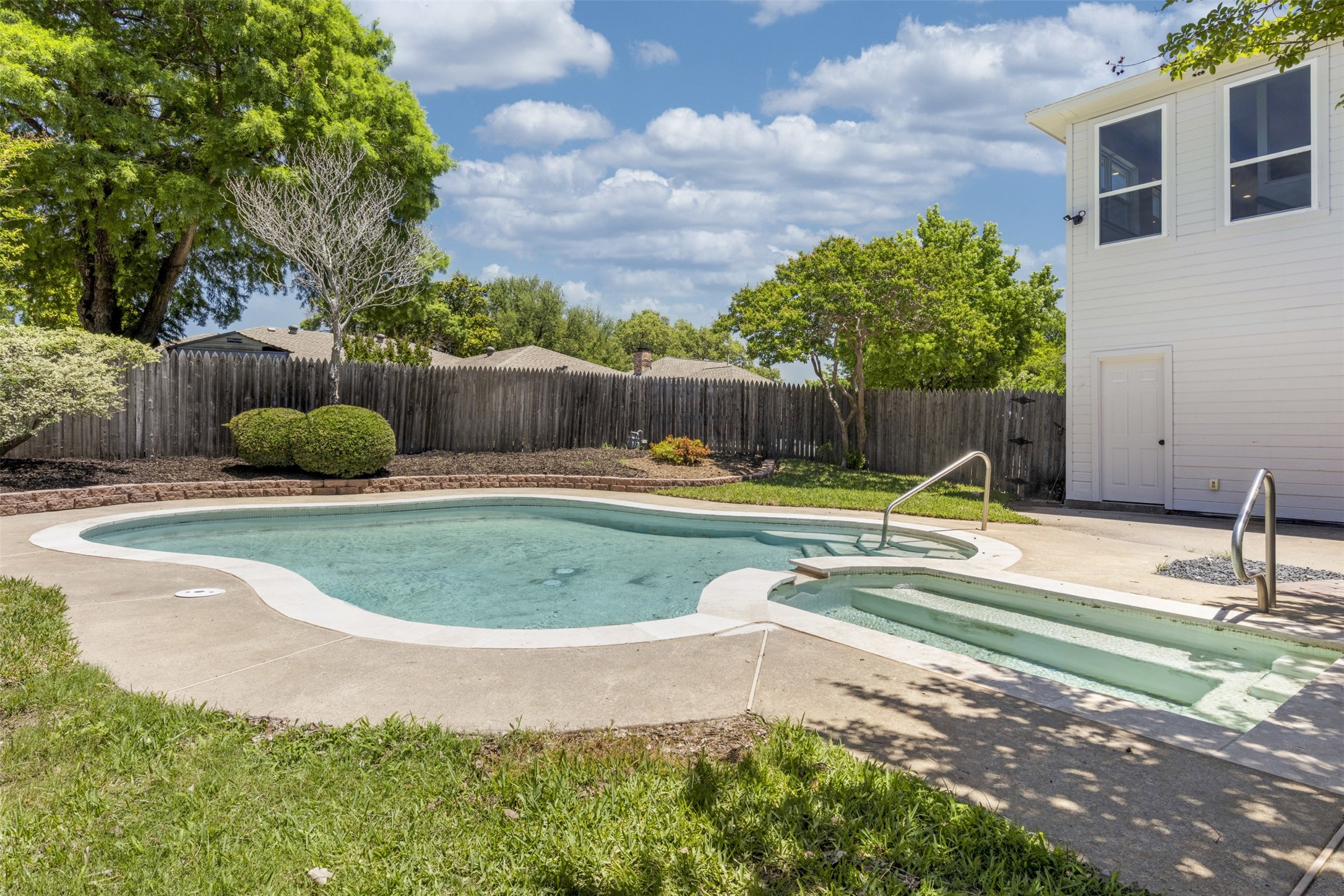 2626 Club Meadow Drive