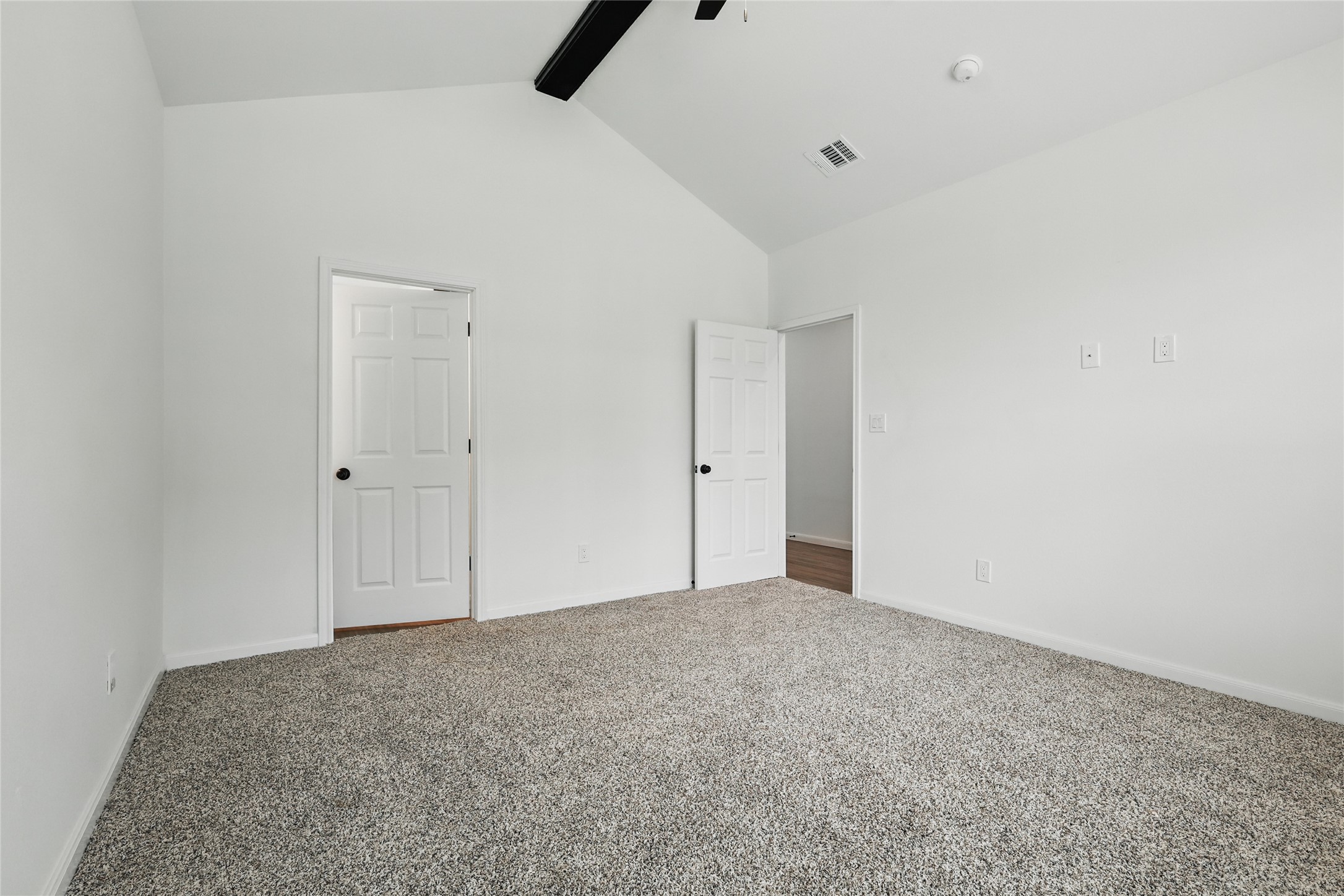 713 Hillburn
