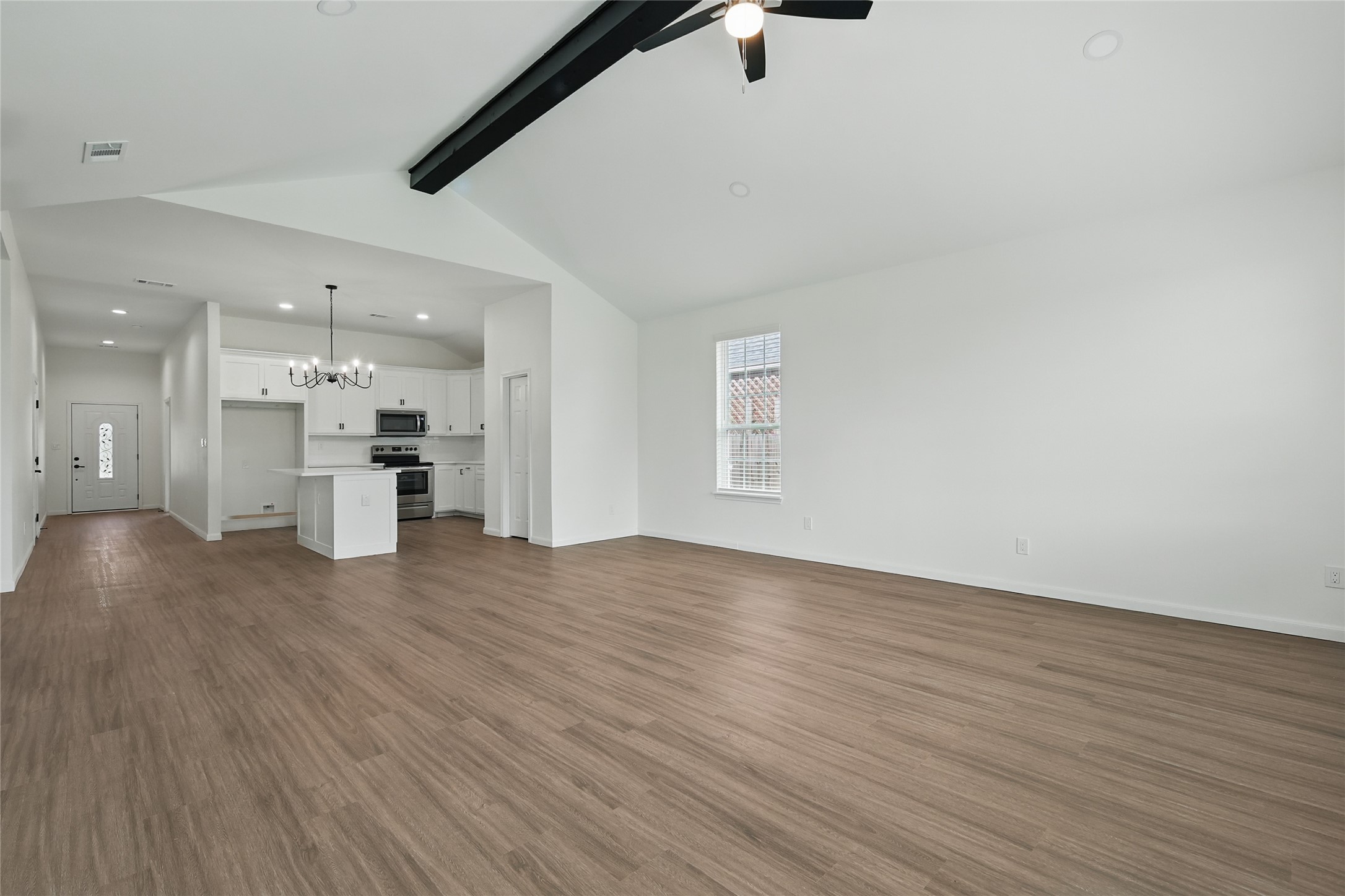 713 Hillburn