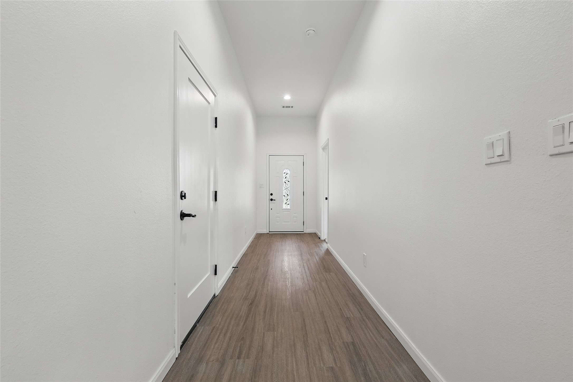 713 Hillburn