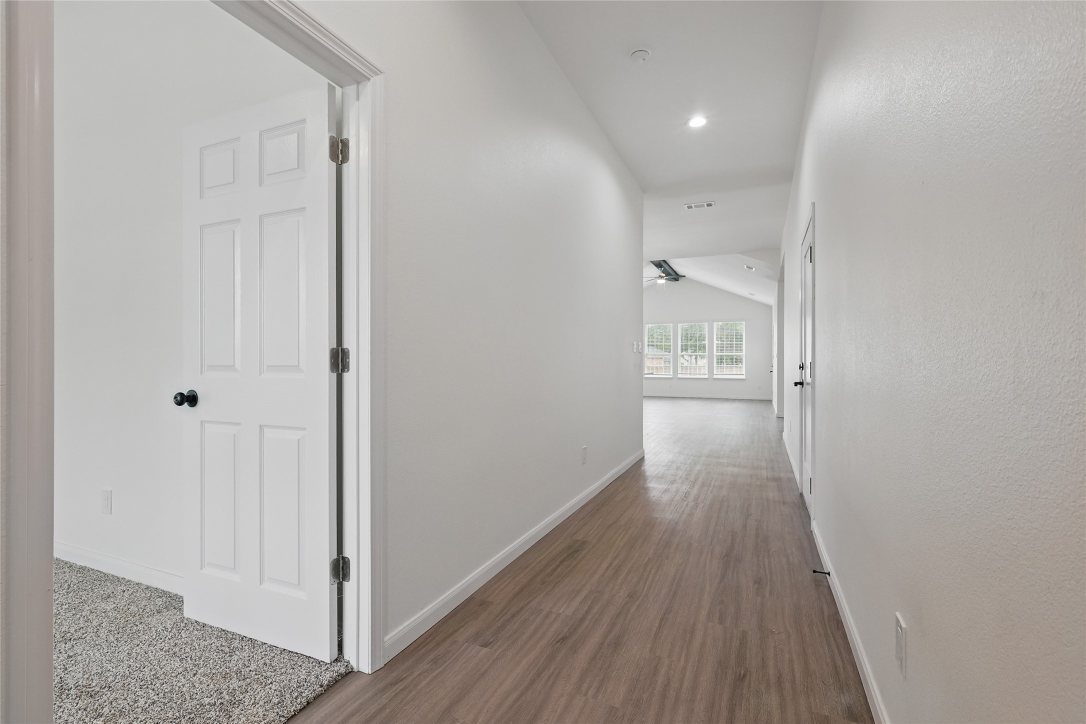 713 Hillburn
