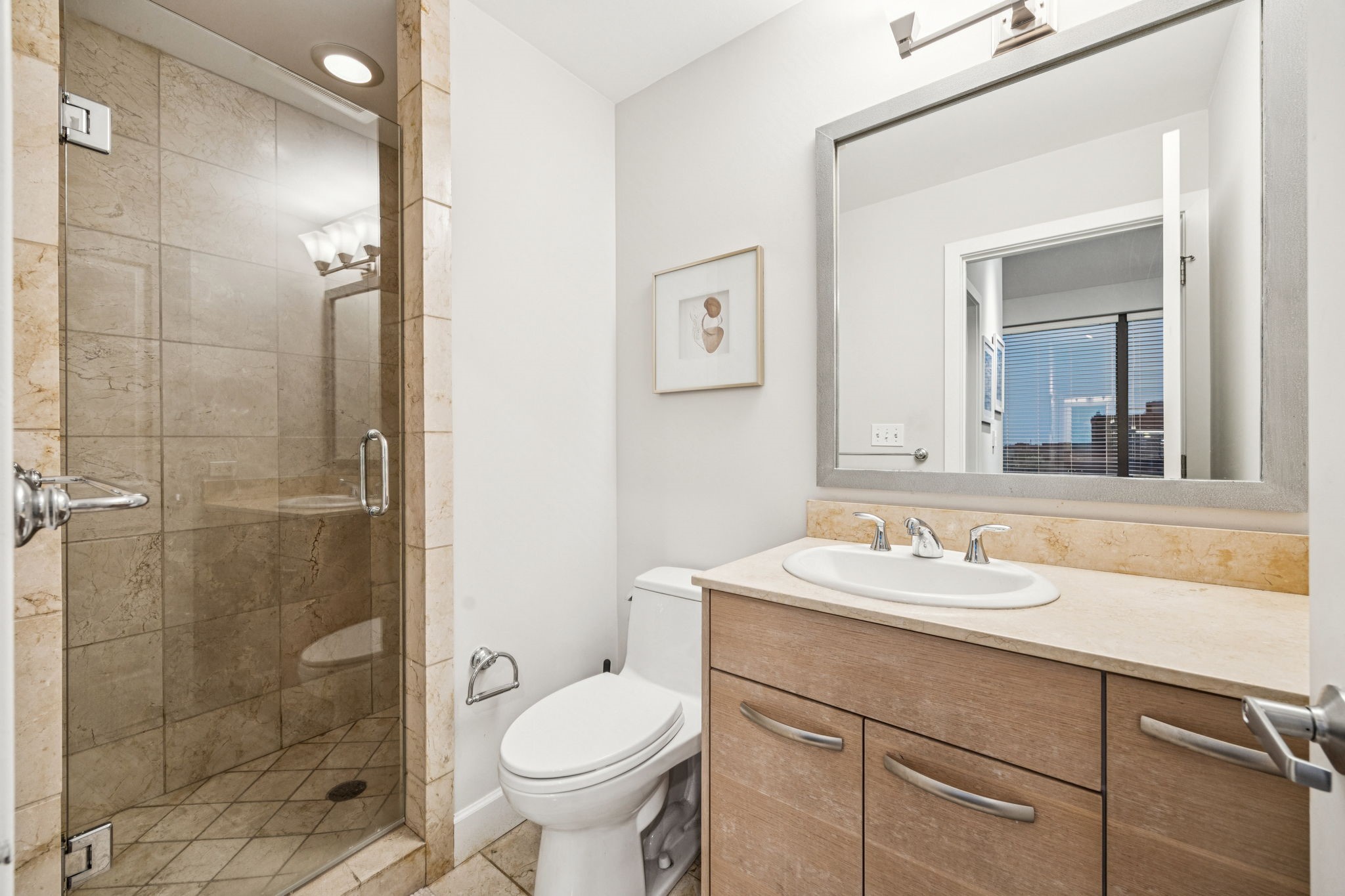 1200 Main Street 1106