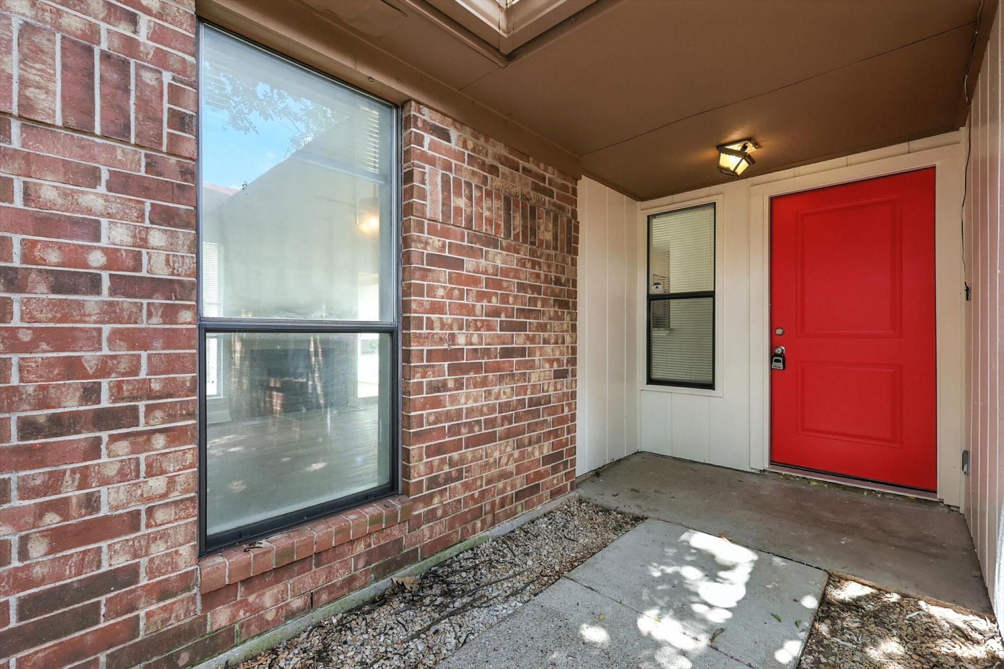 2567 Summit Lane