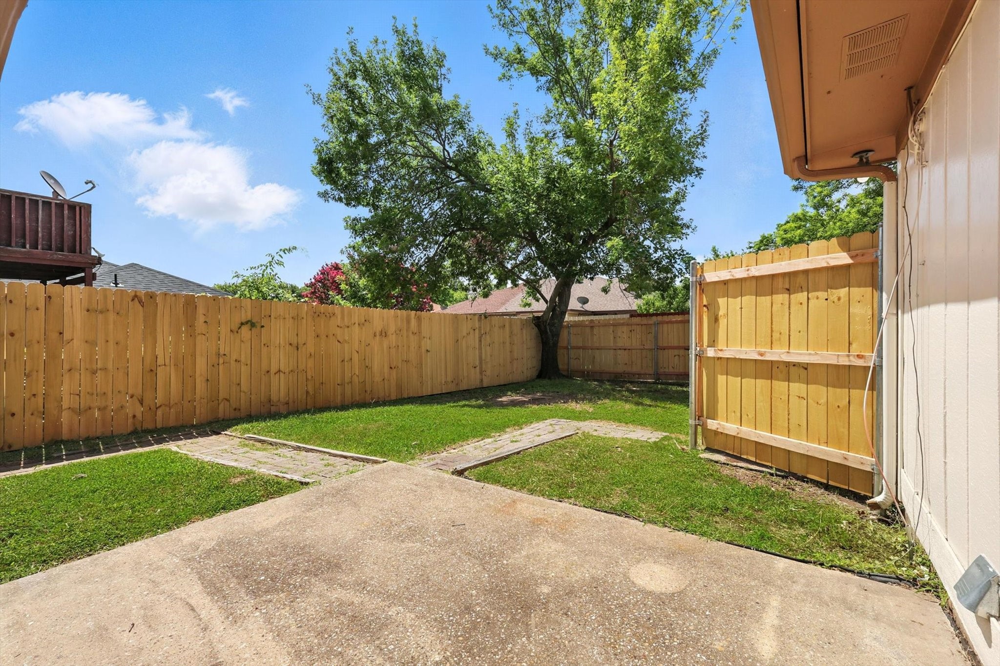 2567 Summit Lane