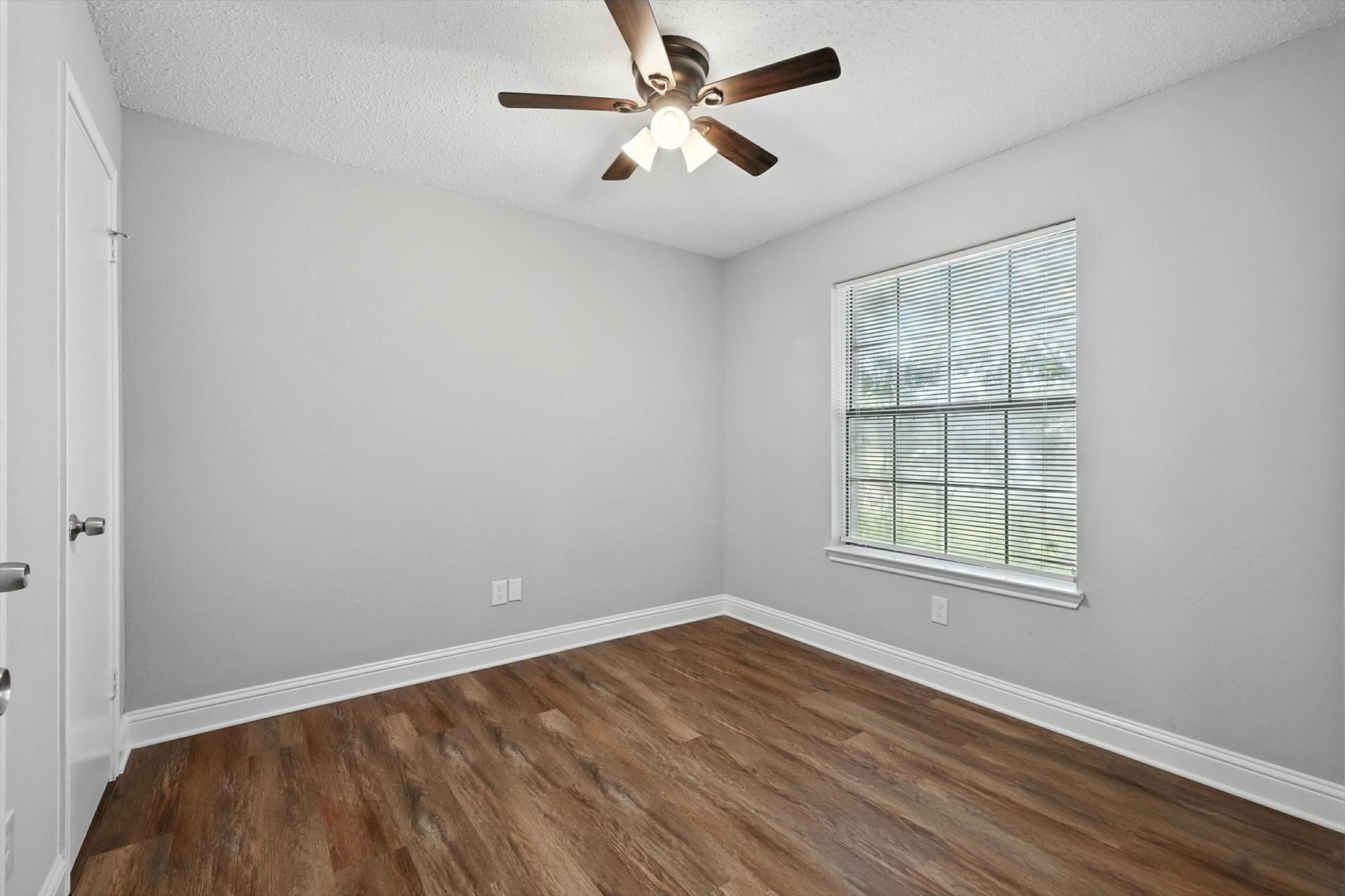 2567 Summit Lane