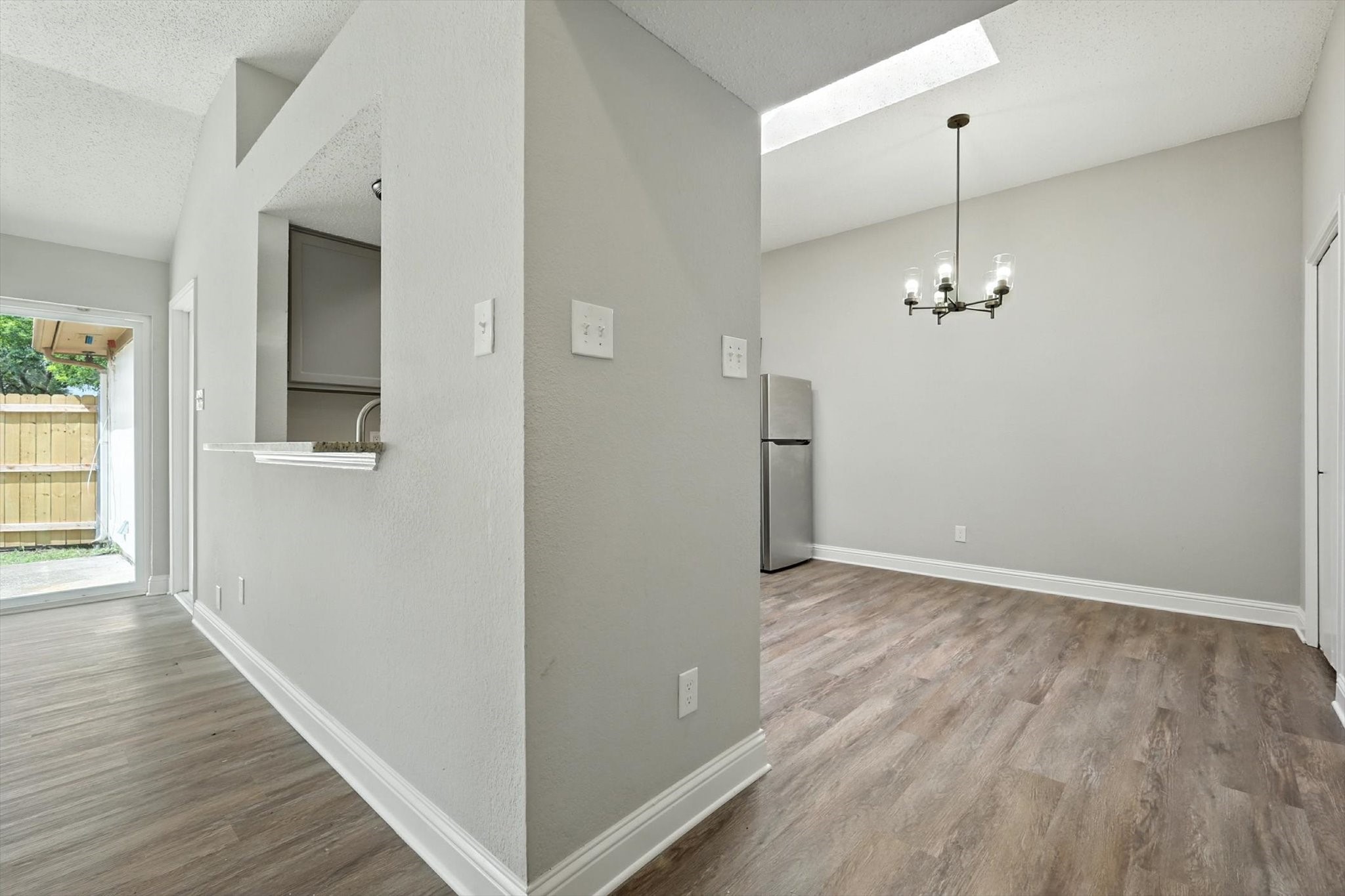 2567 Summit Lane