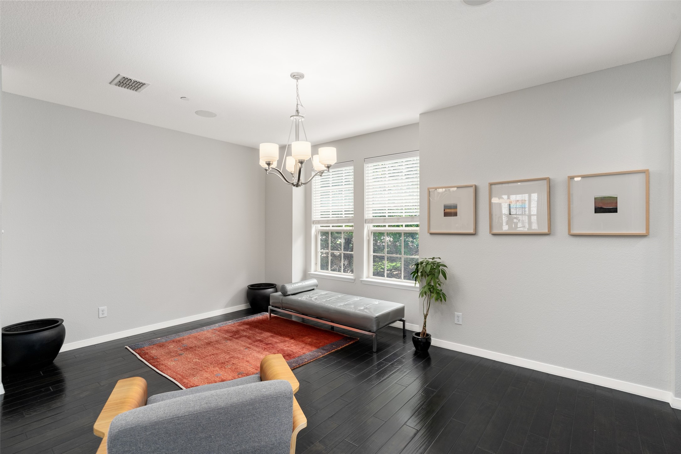 3904 Amberwood Drive