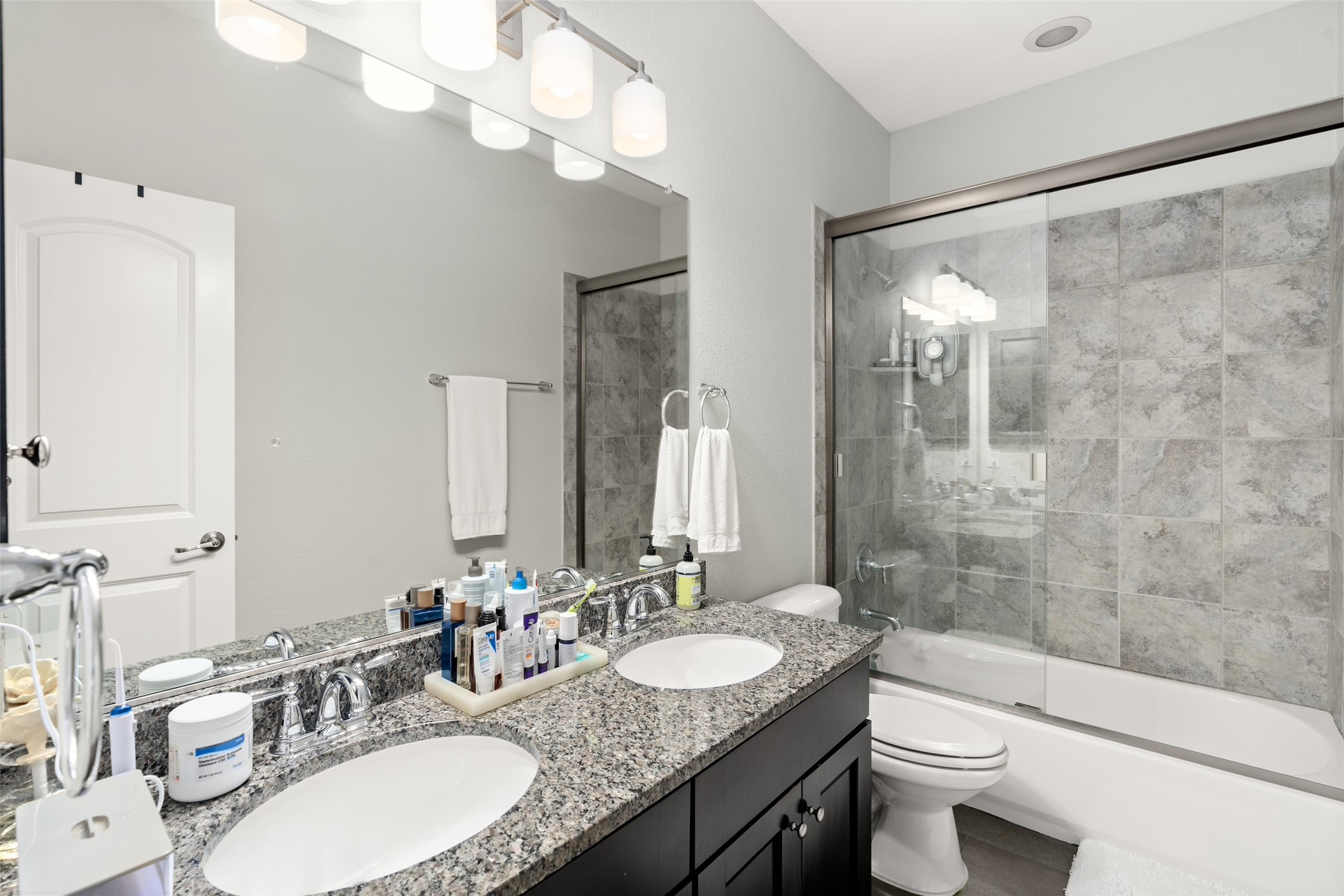 3904 Amberwood Drive