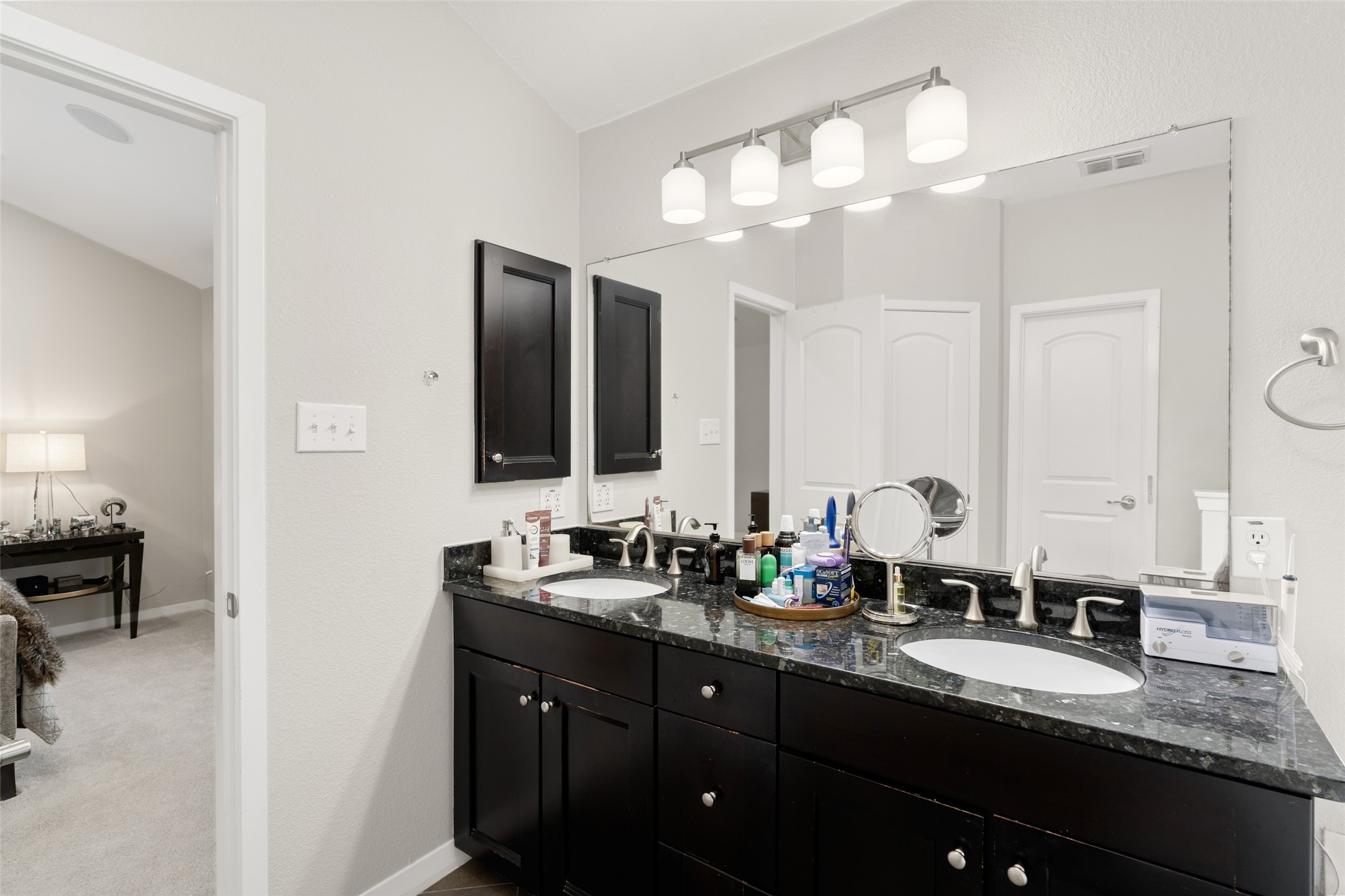 3904 Amberwood Drive