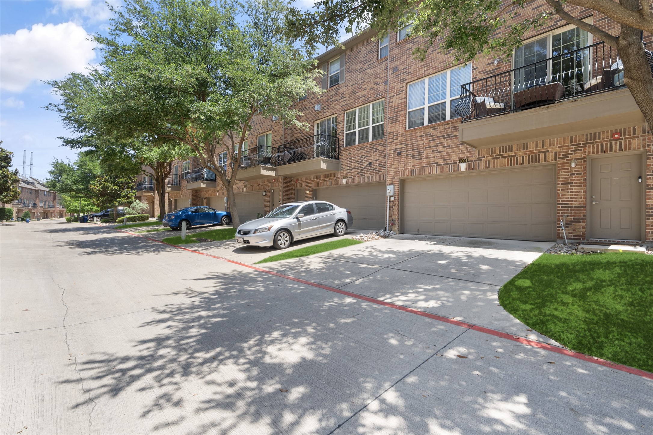 3904 Amberwood Drive