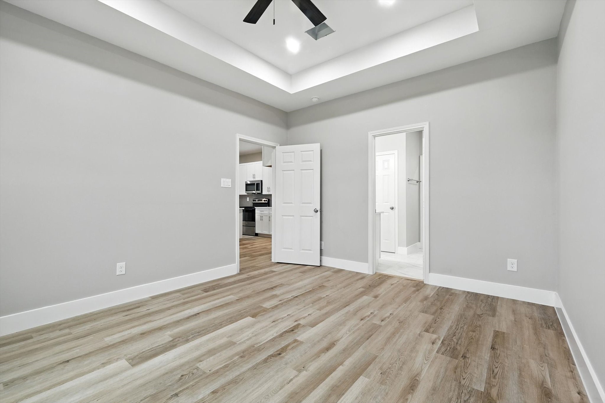 106 Center Street
