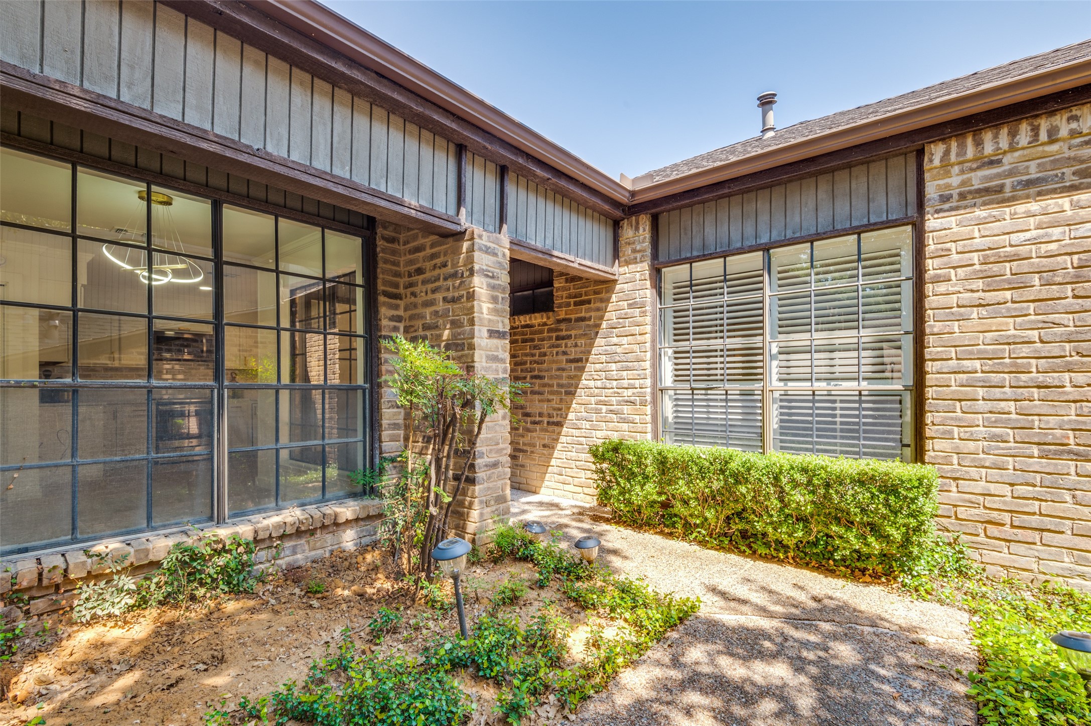 2731 Fairway Park Street