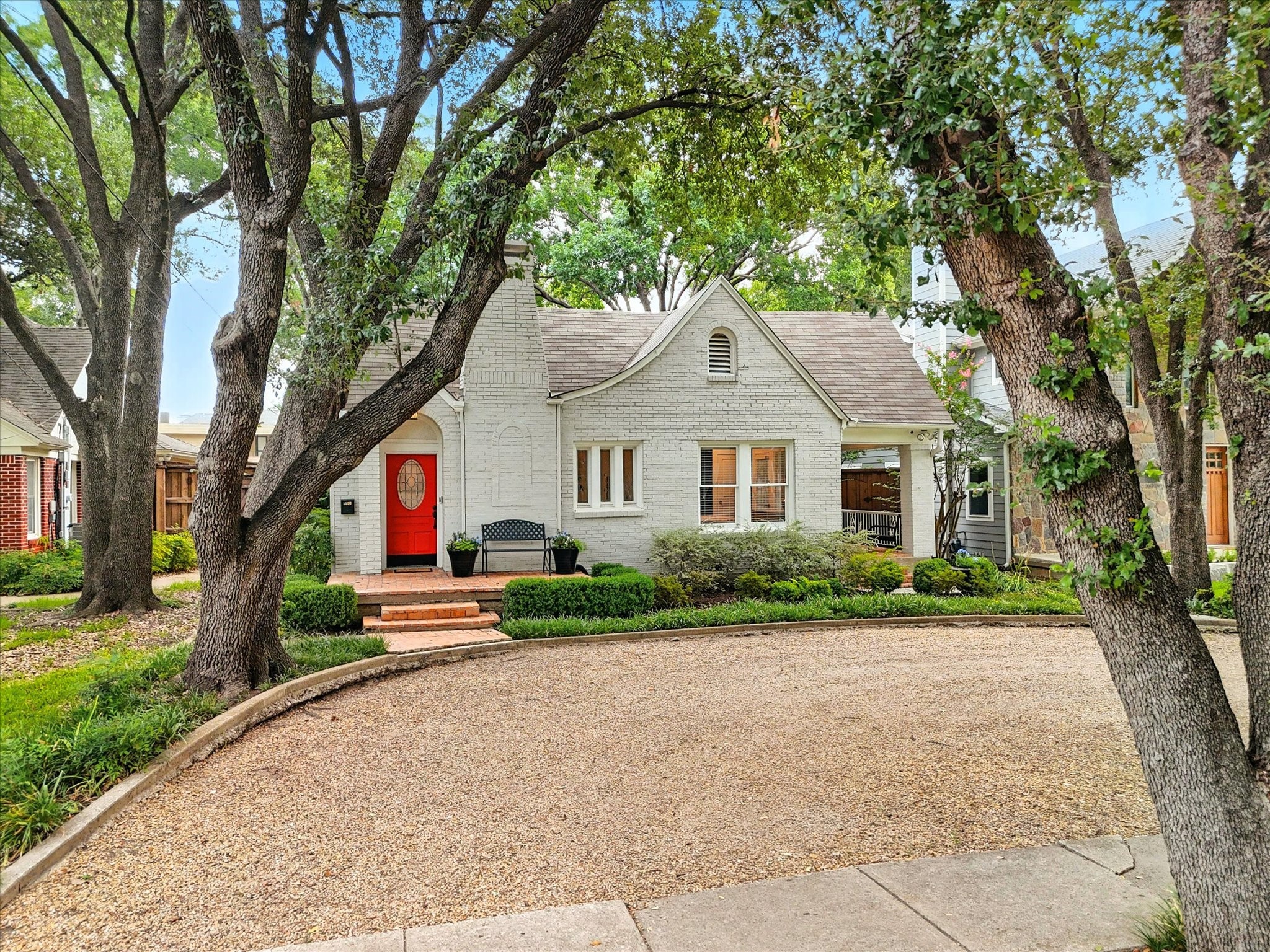 5122 Maple Springs Boulevard