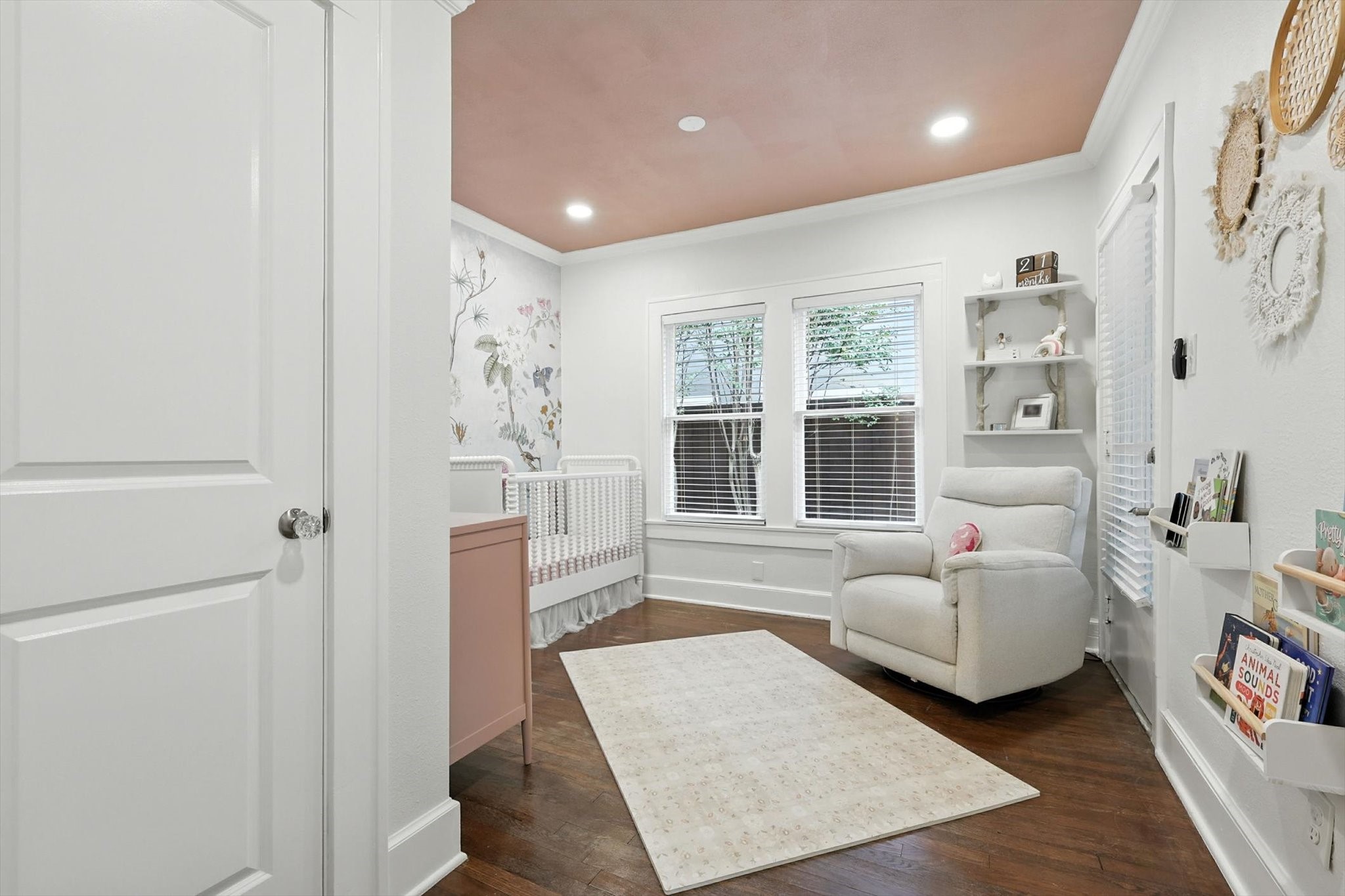 5122 Maple Springs Boulevard