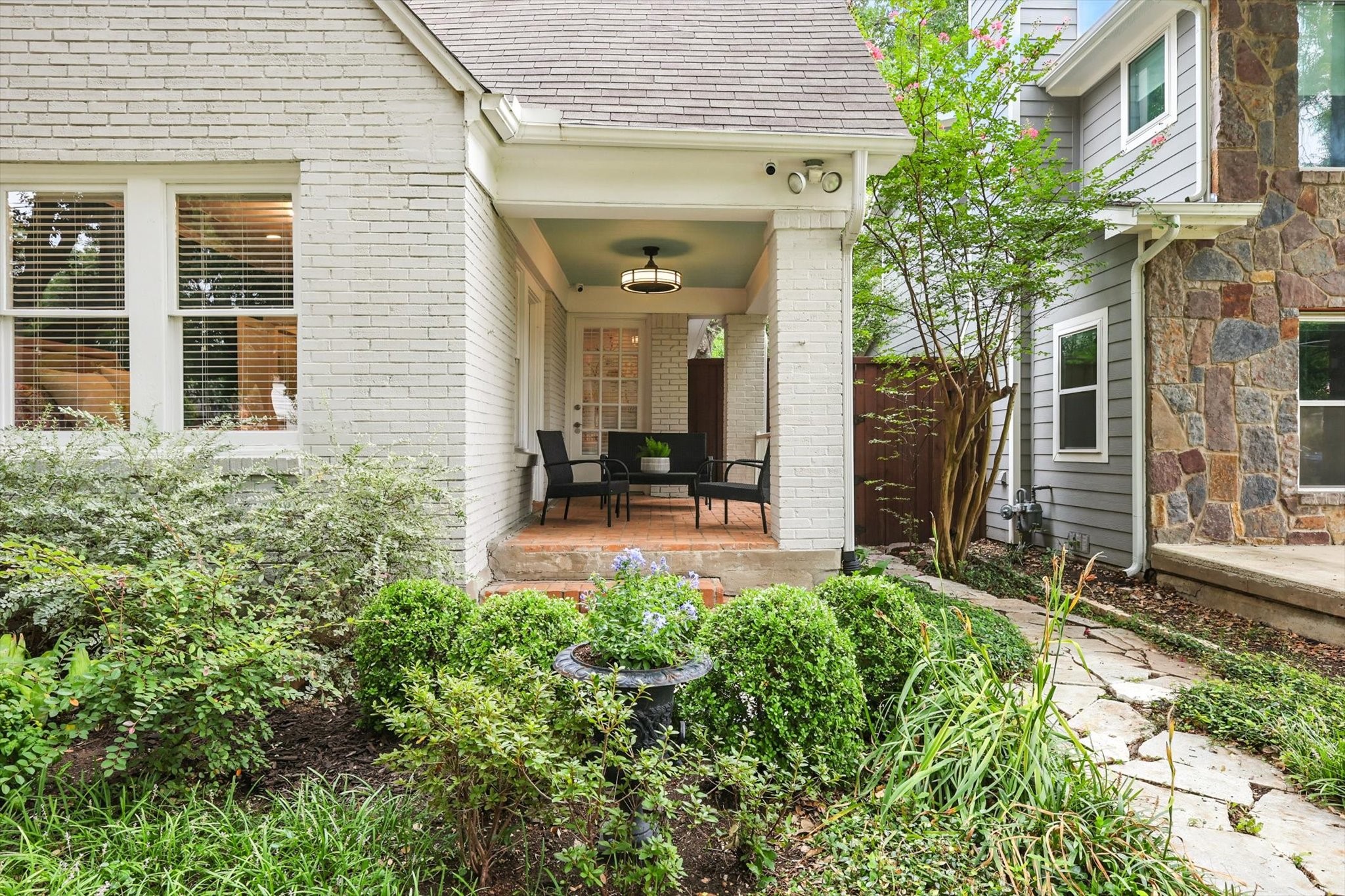 5122 Maple Springs Boulevard