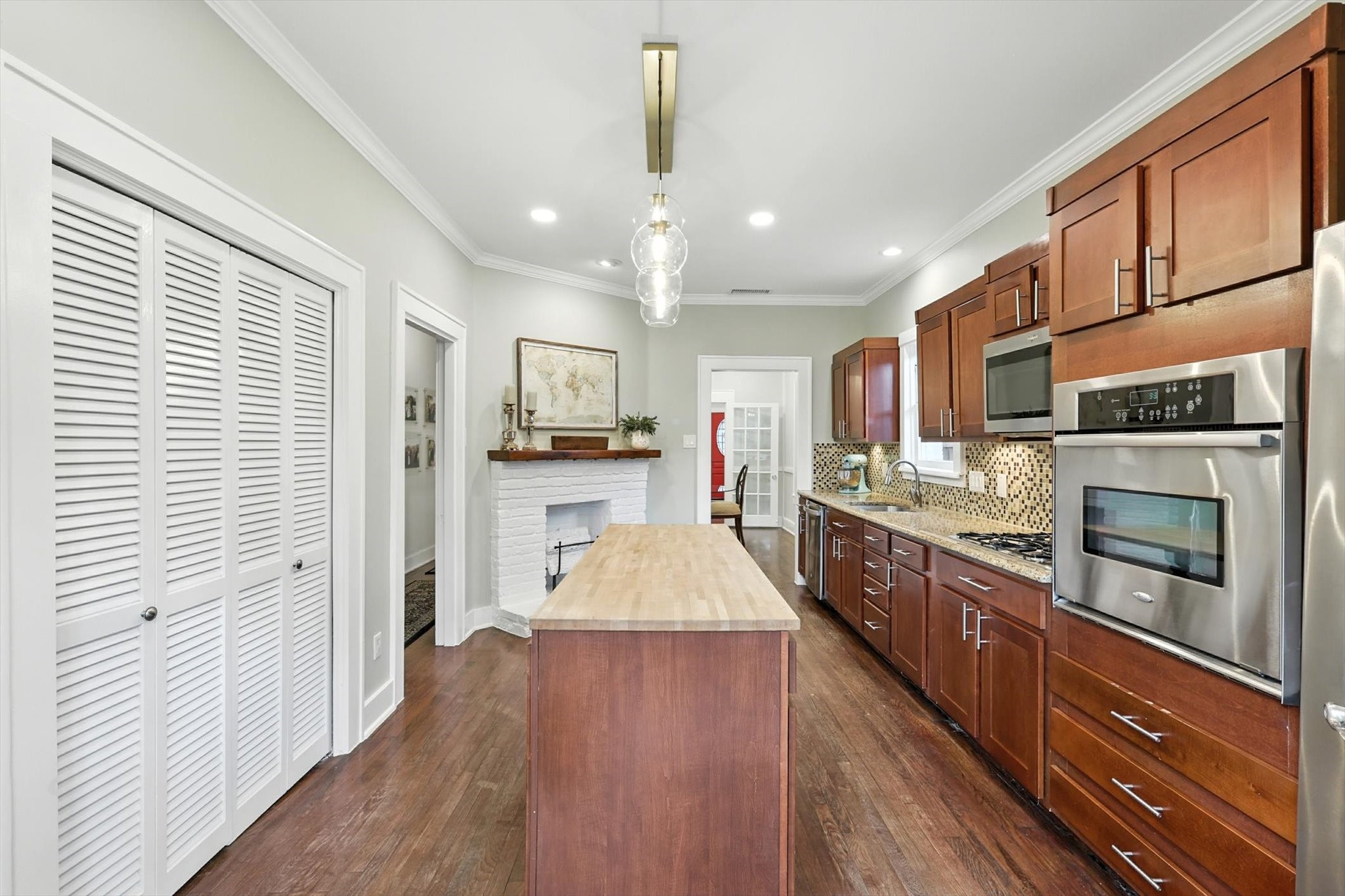 5122 Maple Springs Boulevard
