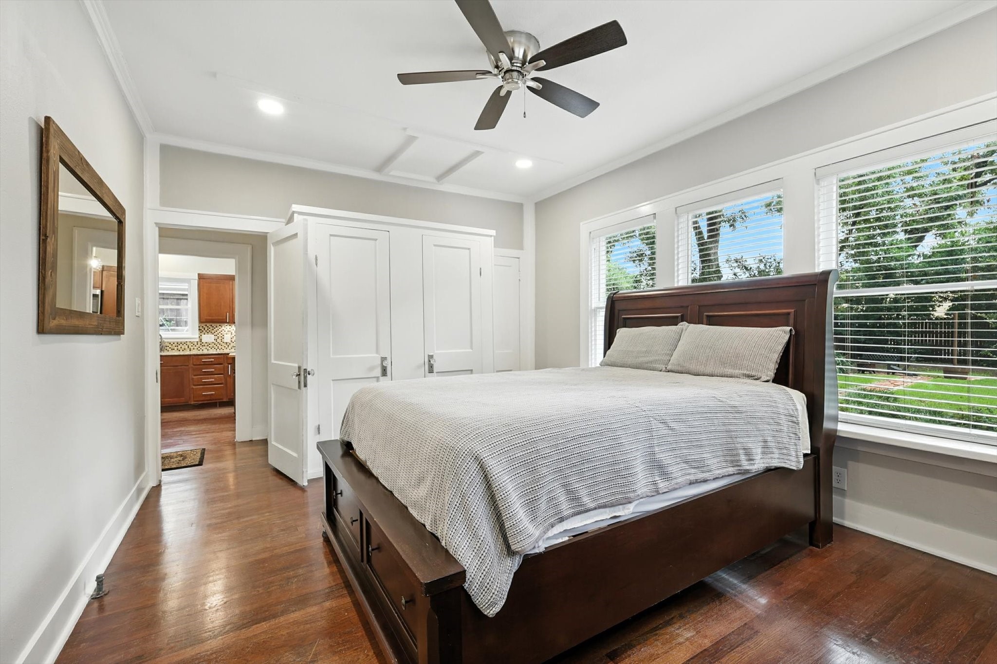 5122 Maple Springs Boulevard
