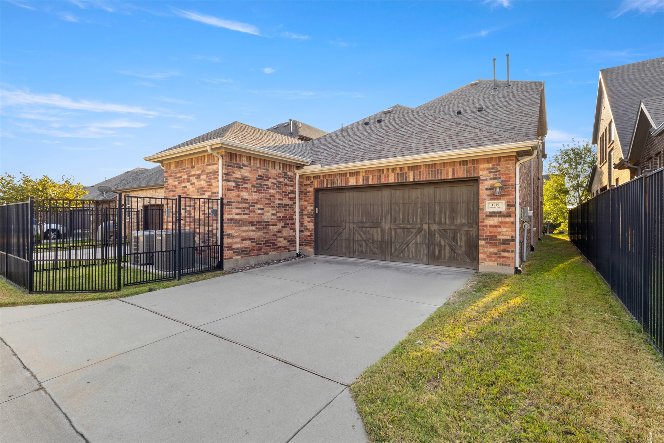 1019 Midland Drive