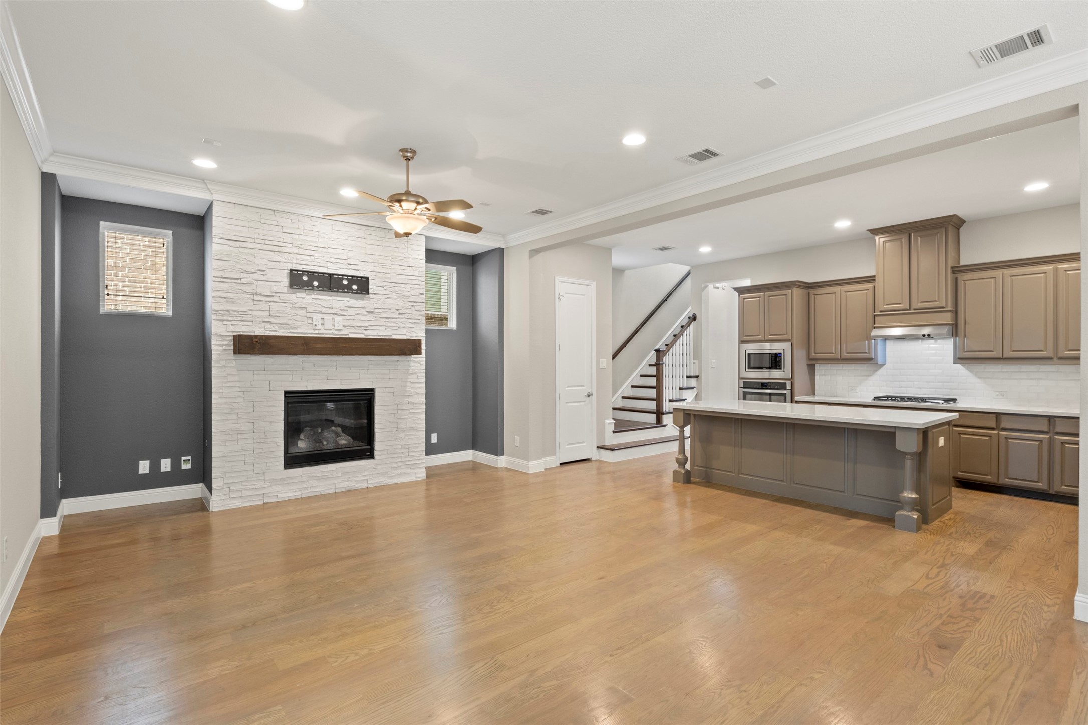 1019 Midland Drive